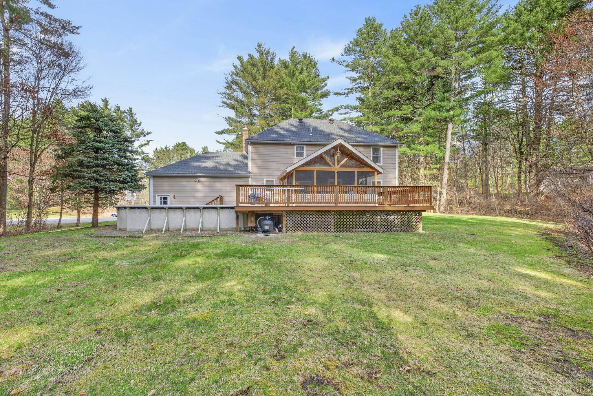 1 Cote Dr, Pelham, NH 03076