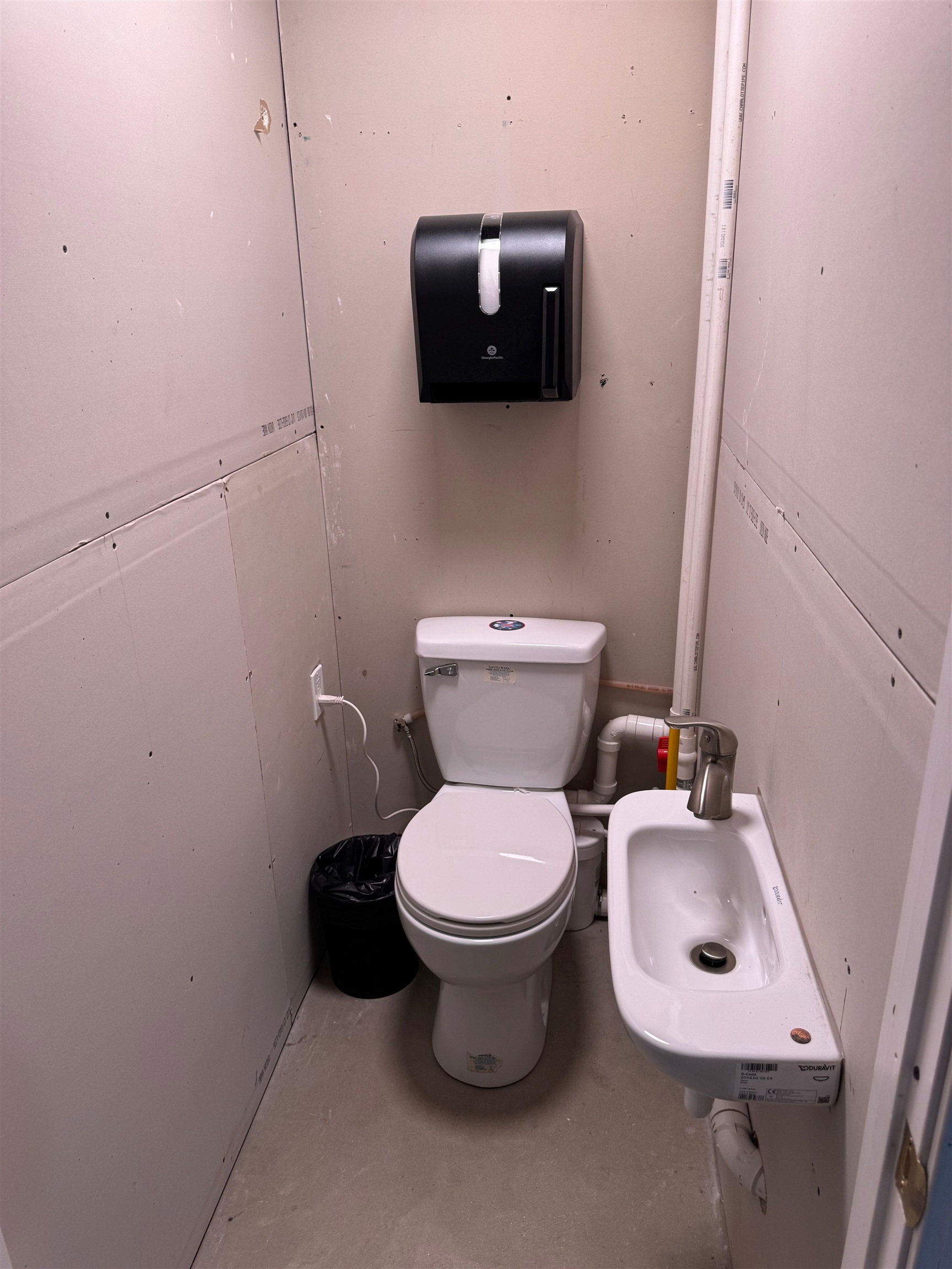 60 Route 103 Route, Sunapee, NH 03782