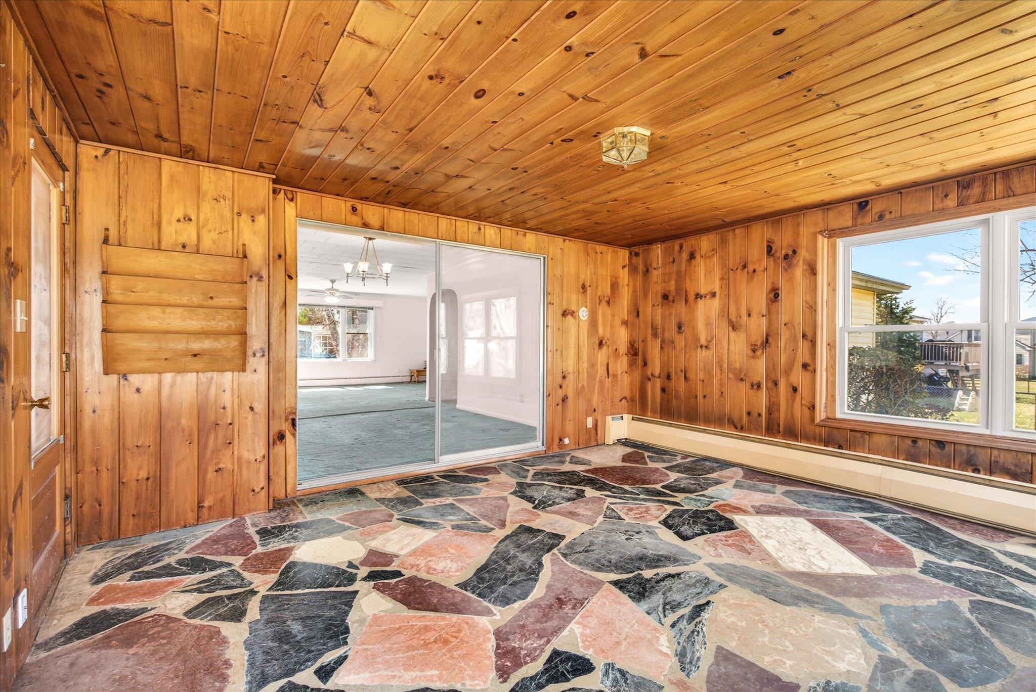 155 Jackson Ave, Rutland City, VT 05701