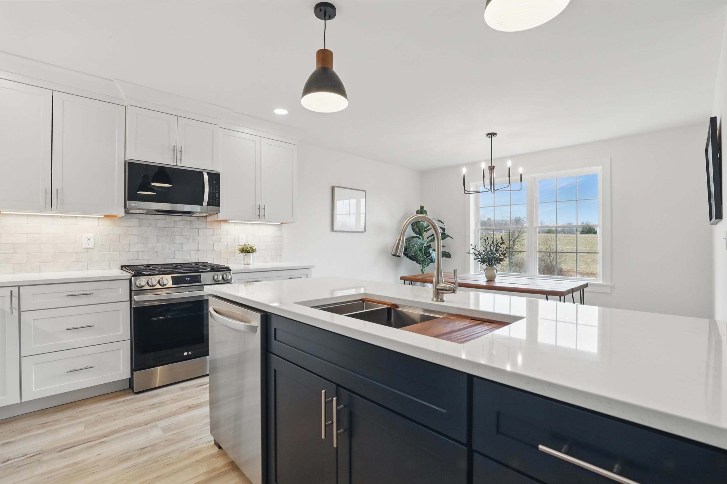 1 Chestnut Ln, Northwood, NH 03261