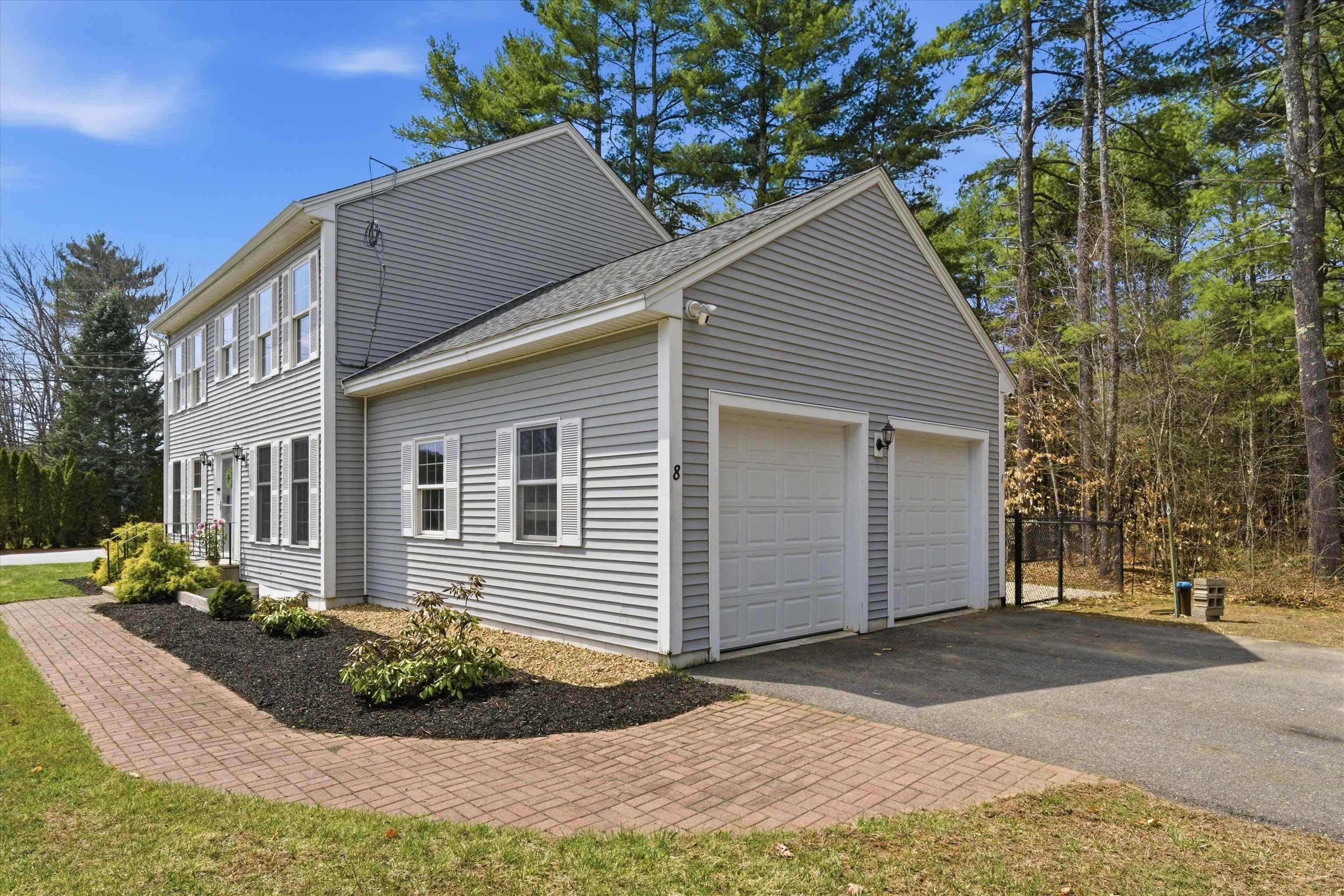 8 Matthews Rd, Swanzey, NH 03446