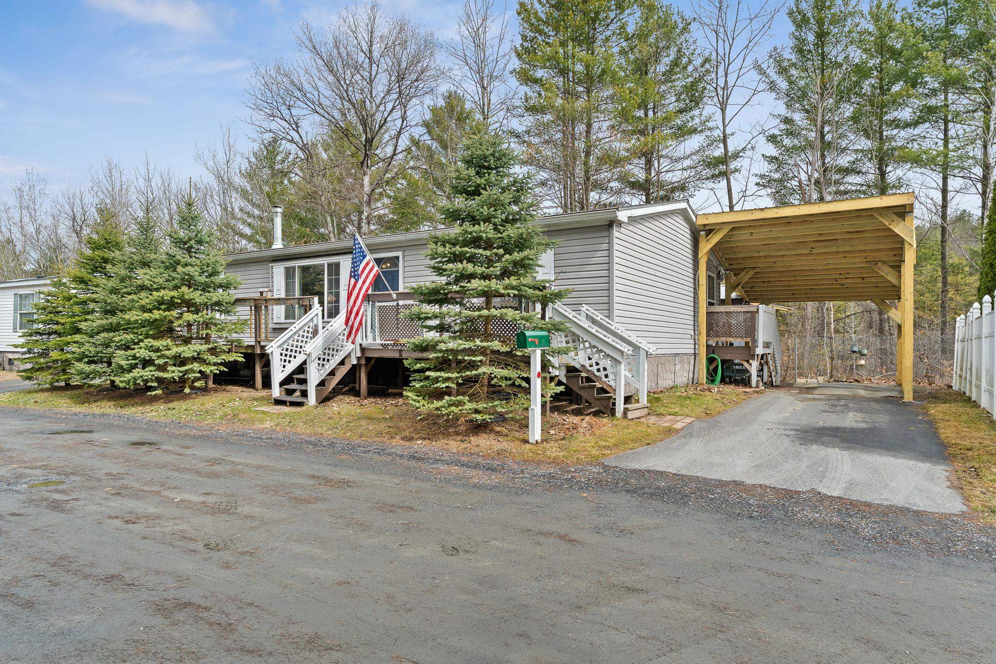 14 Overlook Dr, Montpelier, VT 05602