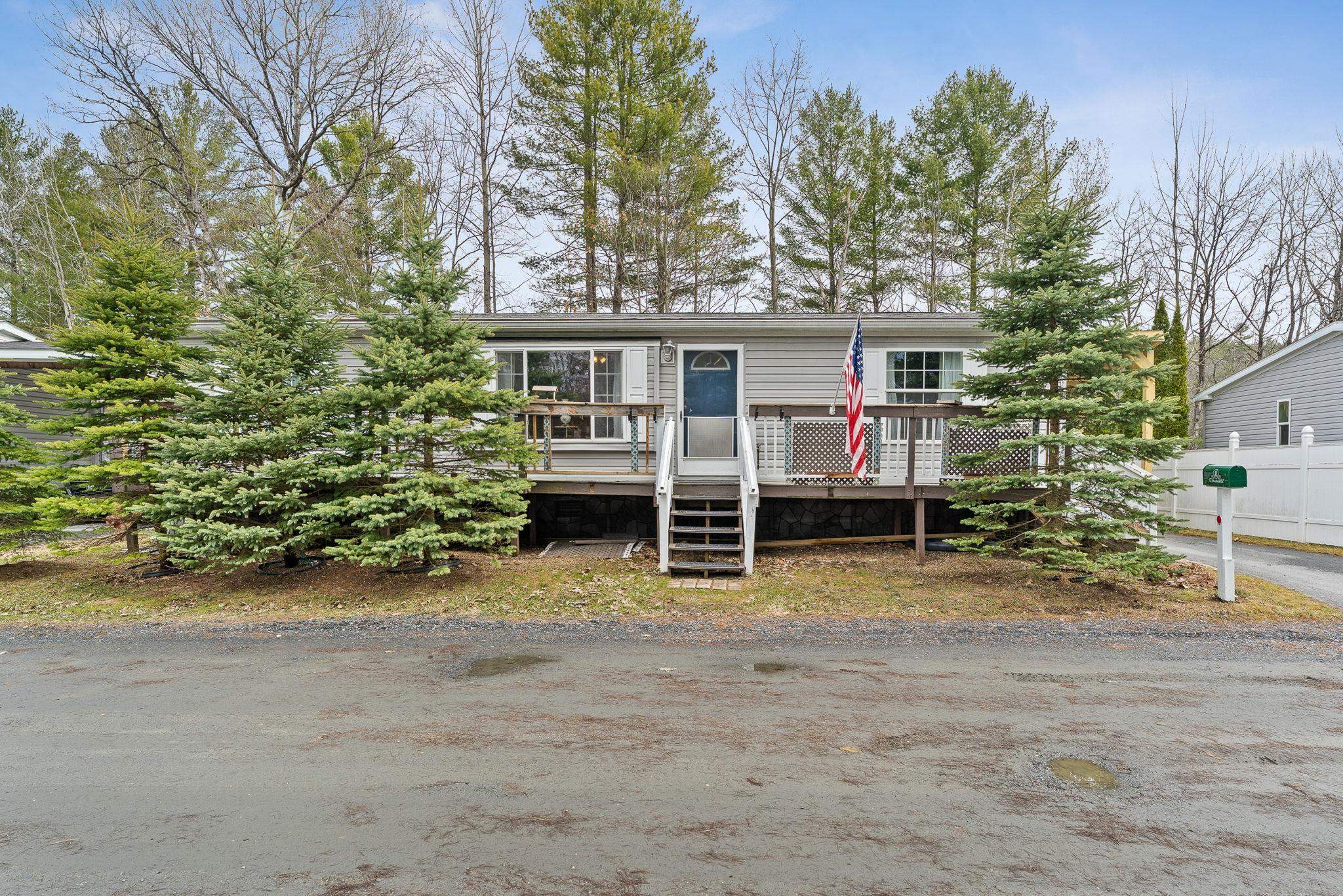14 Overlook Dr, Montpelier, VT 05602