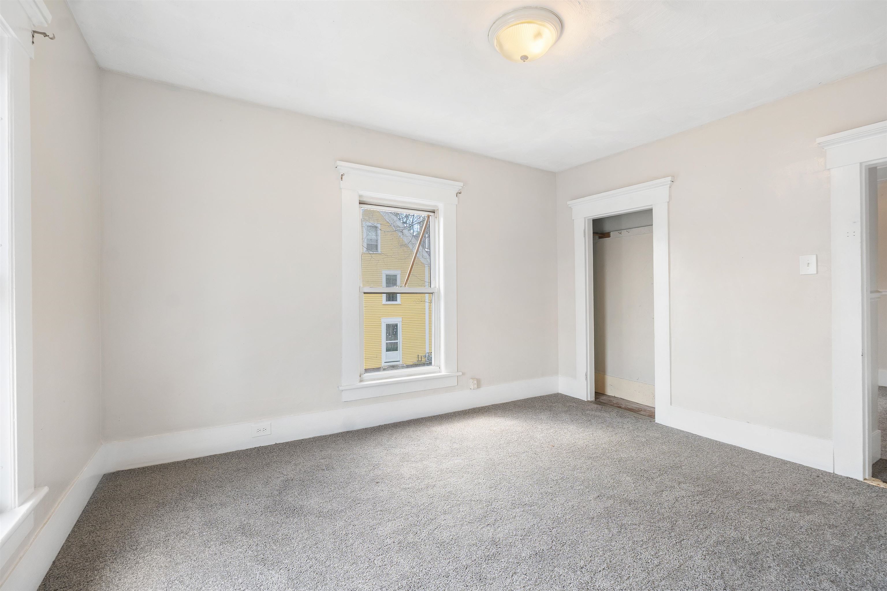 9 Pine St, Pembroke, NH 03275