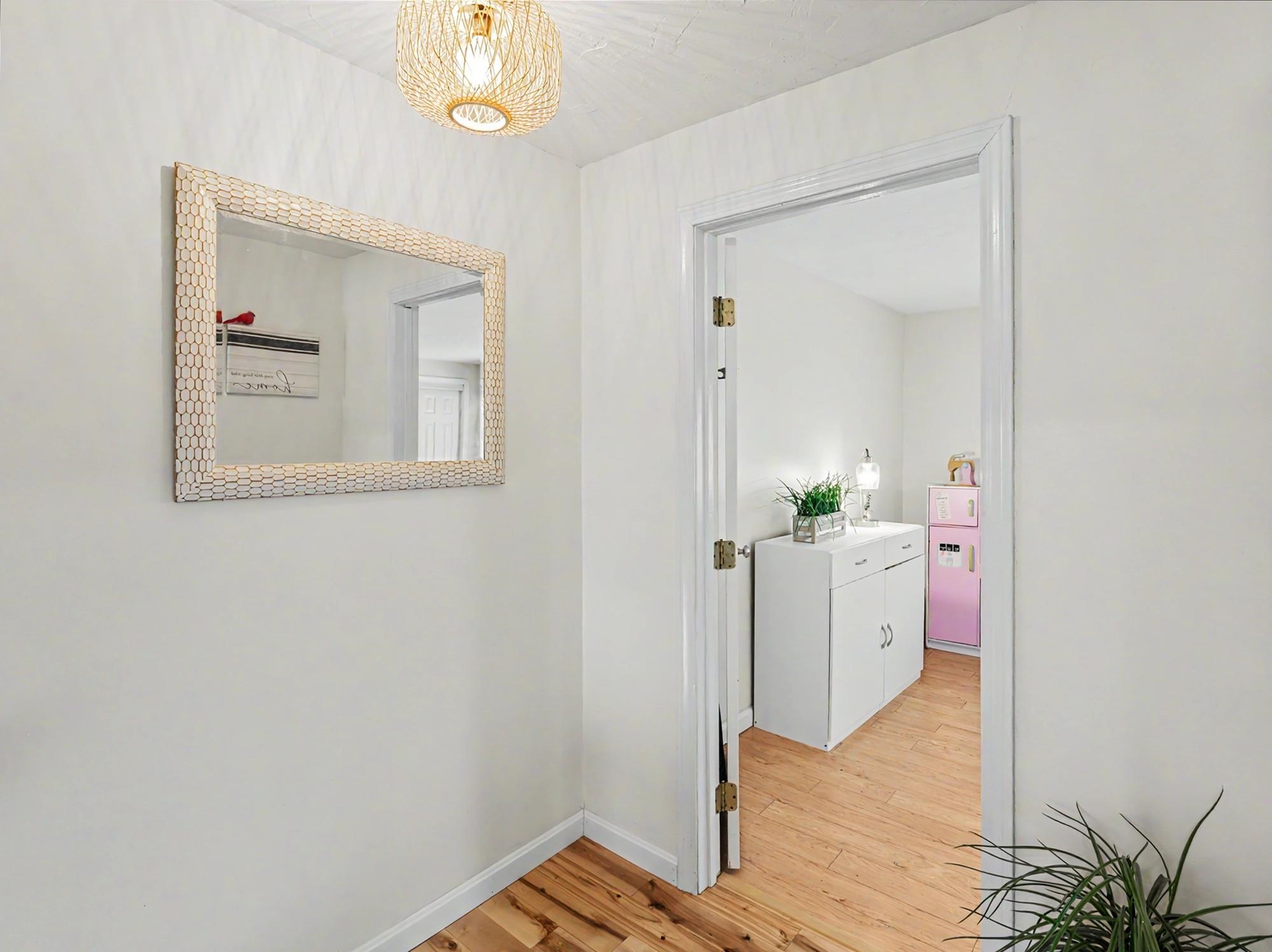 11 Winrow Dr, Merrimack, NH 03054