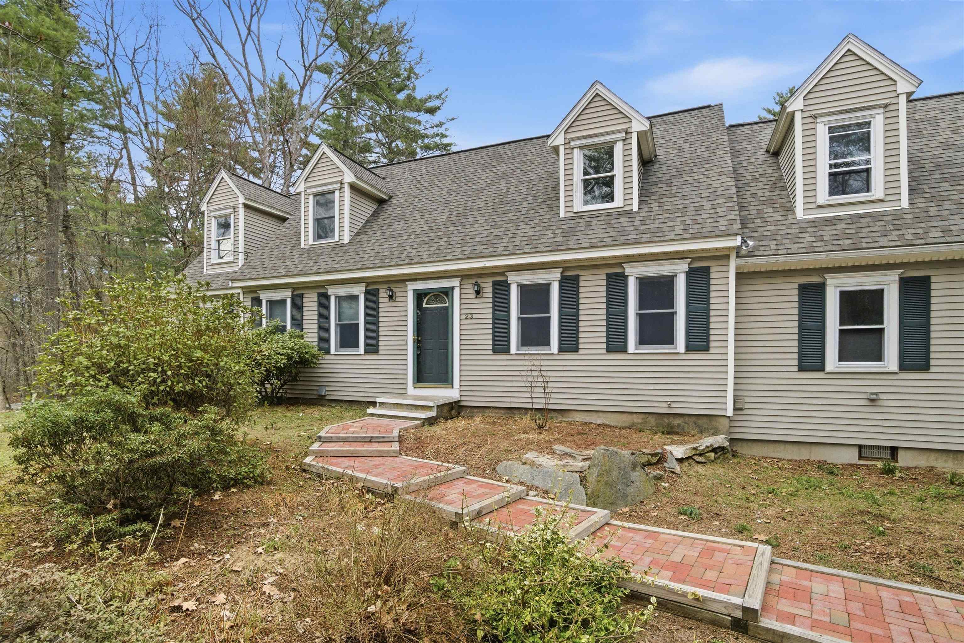 23 Mcquestion Rd, Merrimack, NH 03054