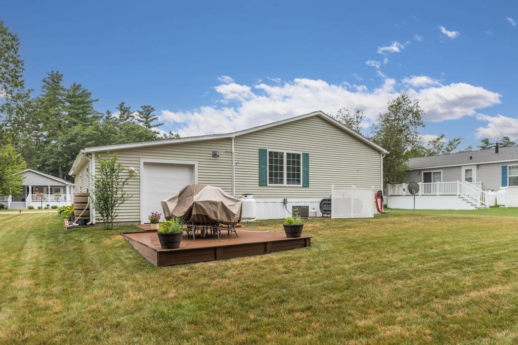 26 Watercress Dr, Rochester, NH 03868