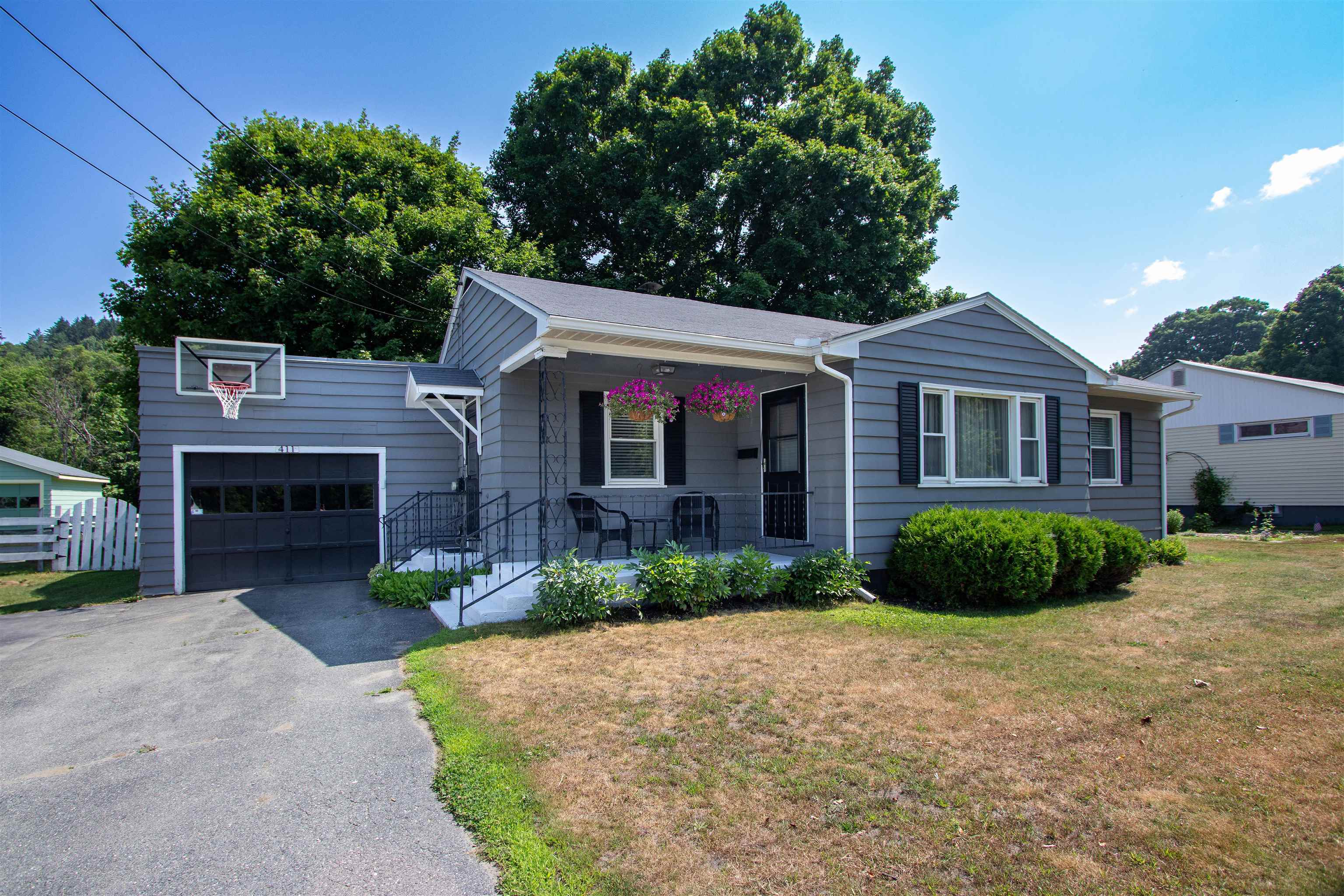 St. Johnsbury VT&nbsp;Home for sale $$285,000 $250 per sq.ft.