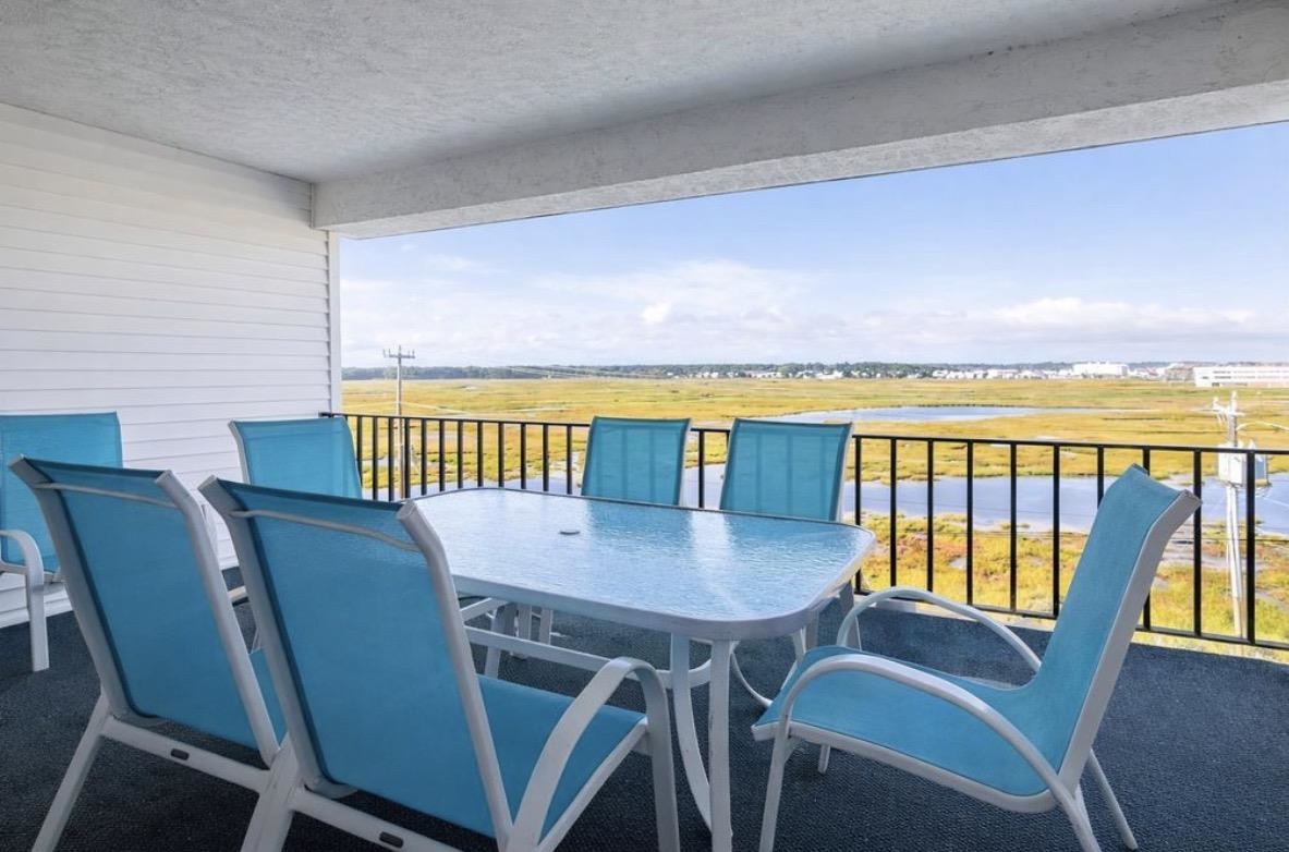 493 Ocean Blvd #2, Hampton, NH 03842