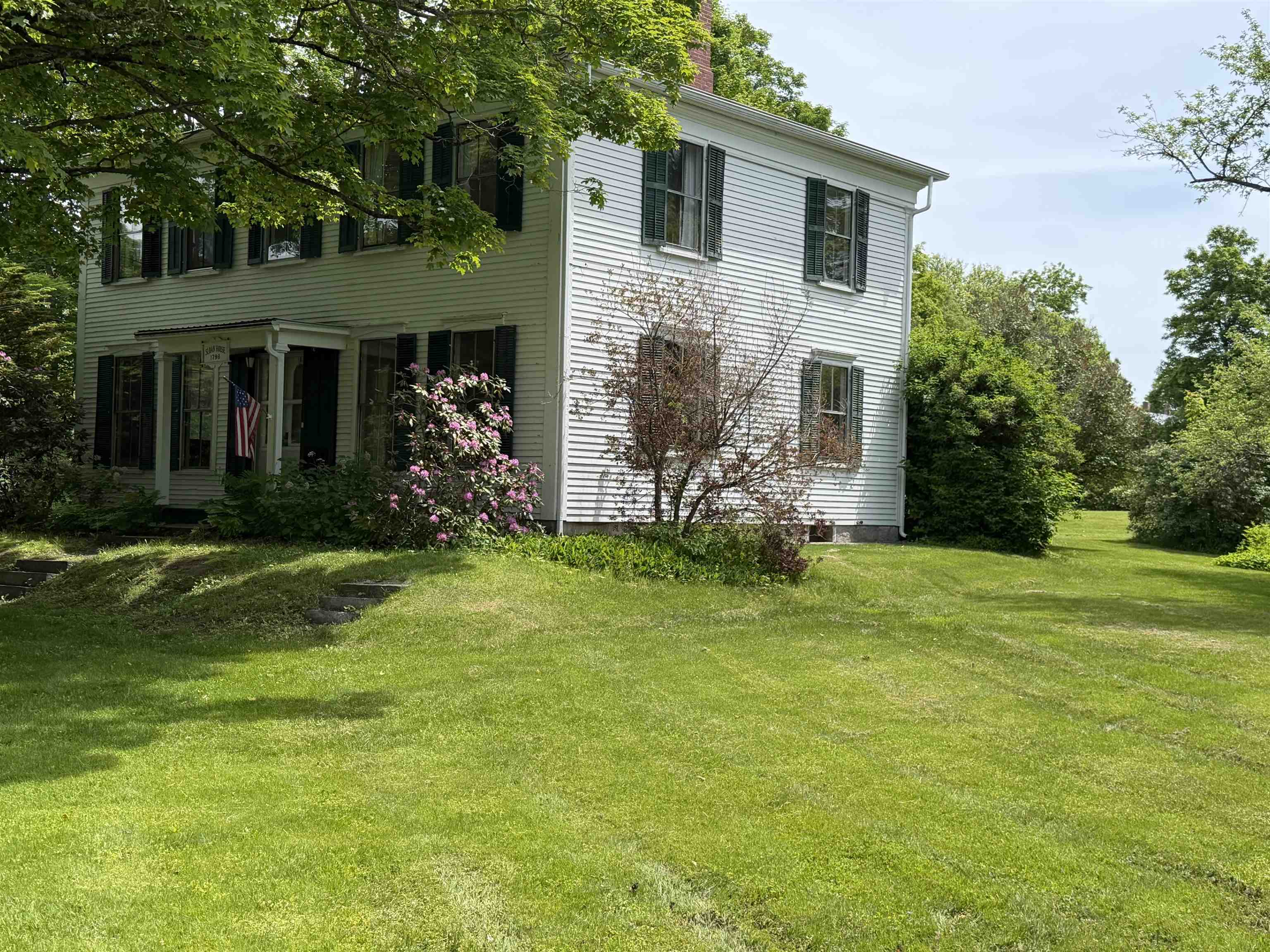Haverhill NH&nbsp;Home for sale $$425,000 $128 per sq.ft.