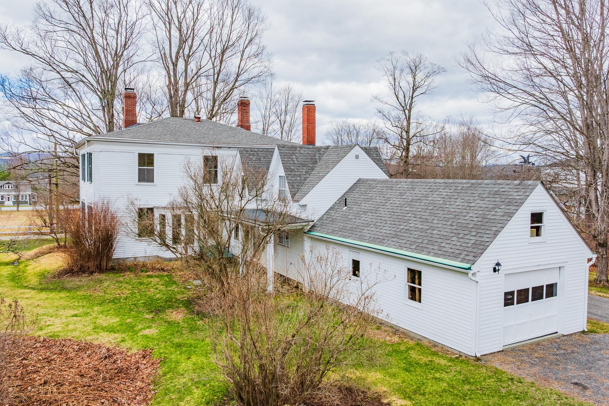 52 School St, Haverhill, NH 03765