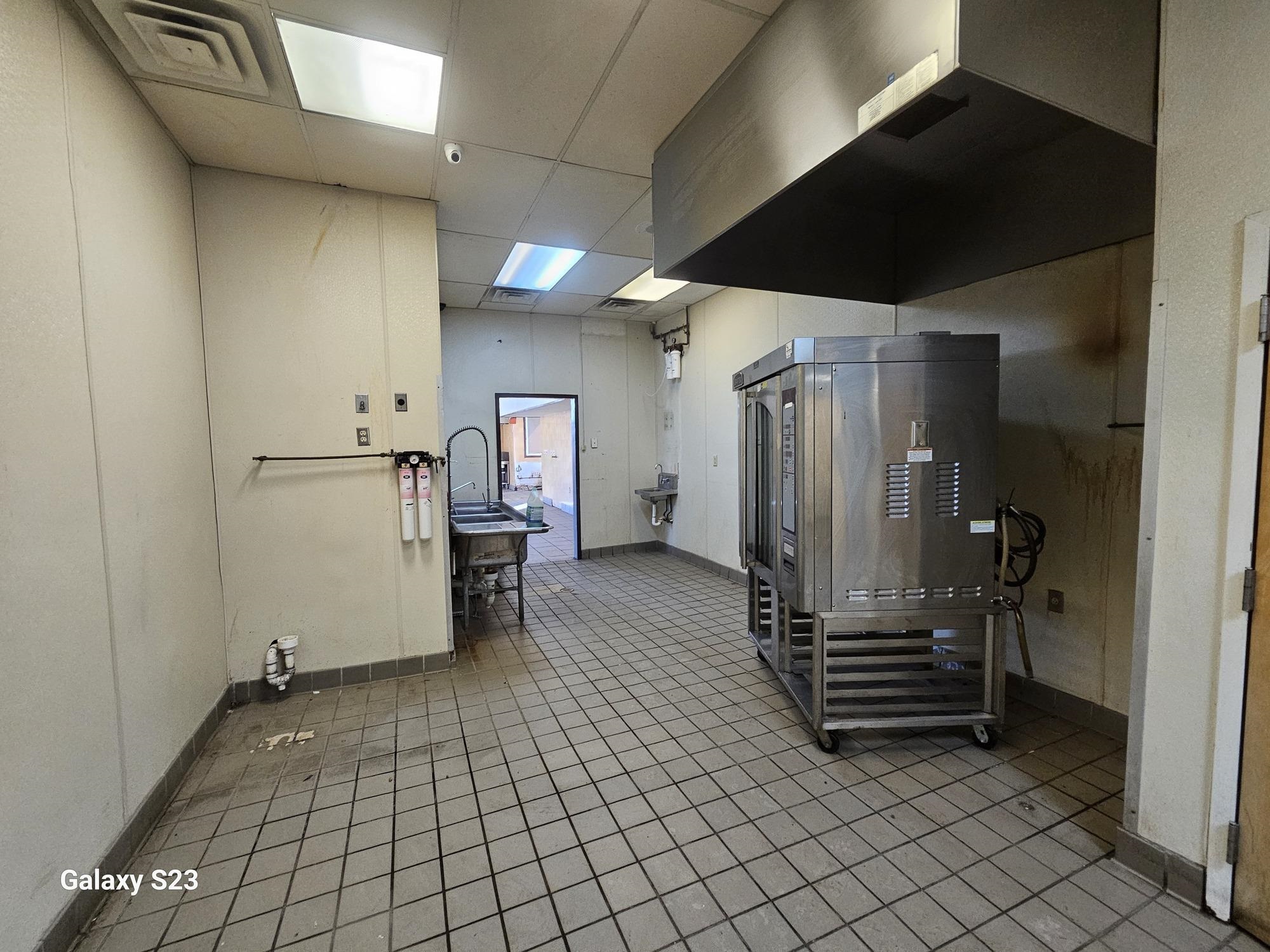 60-62 Manchester St, Concord, NH 03301