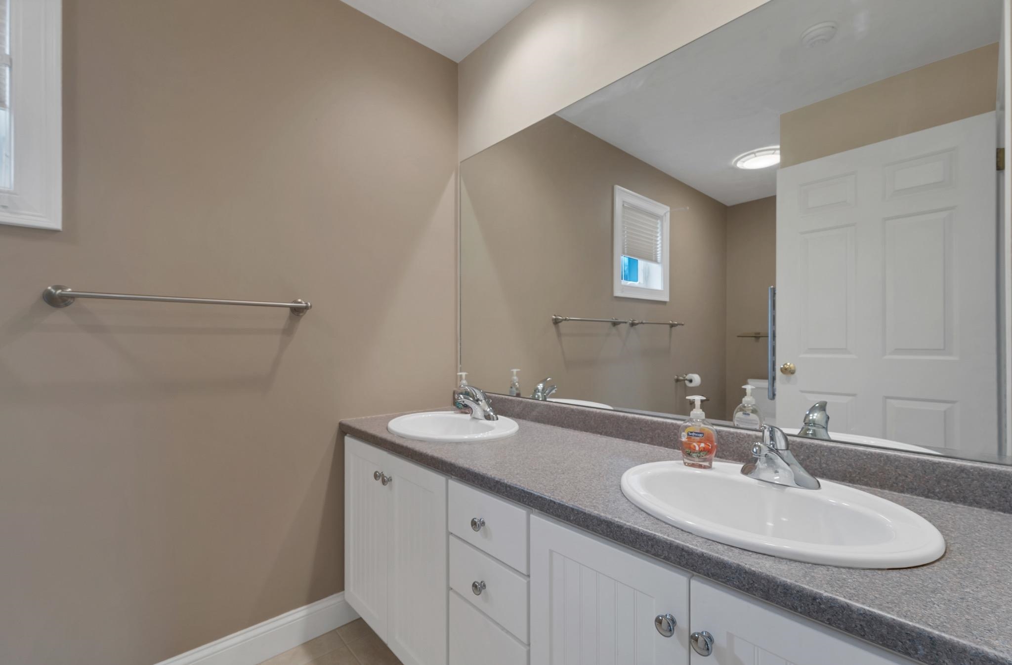 176 Hickory Stick Ln, Laconia, NH 03246