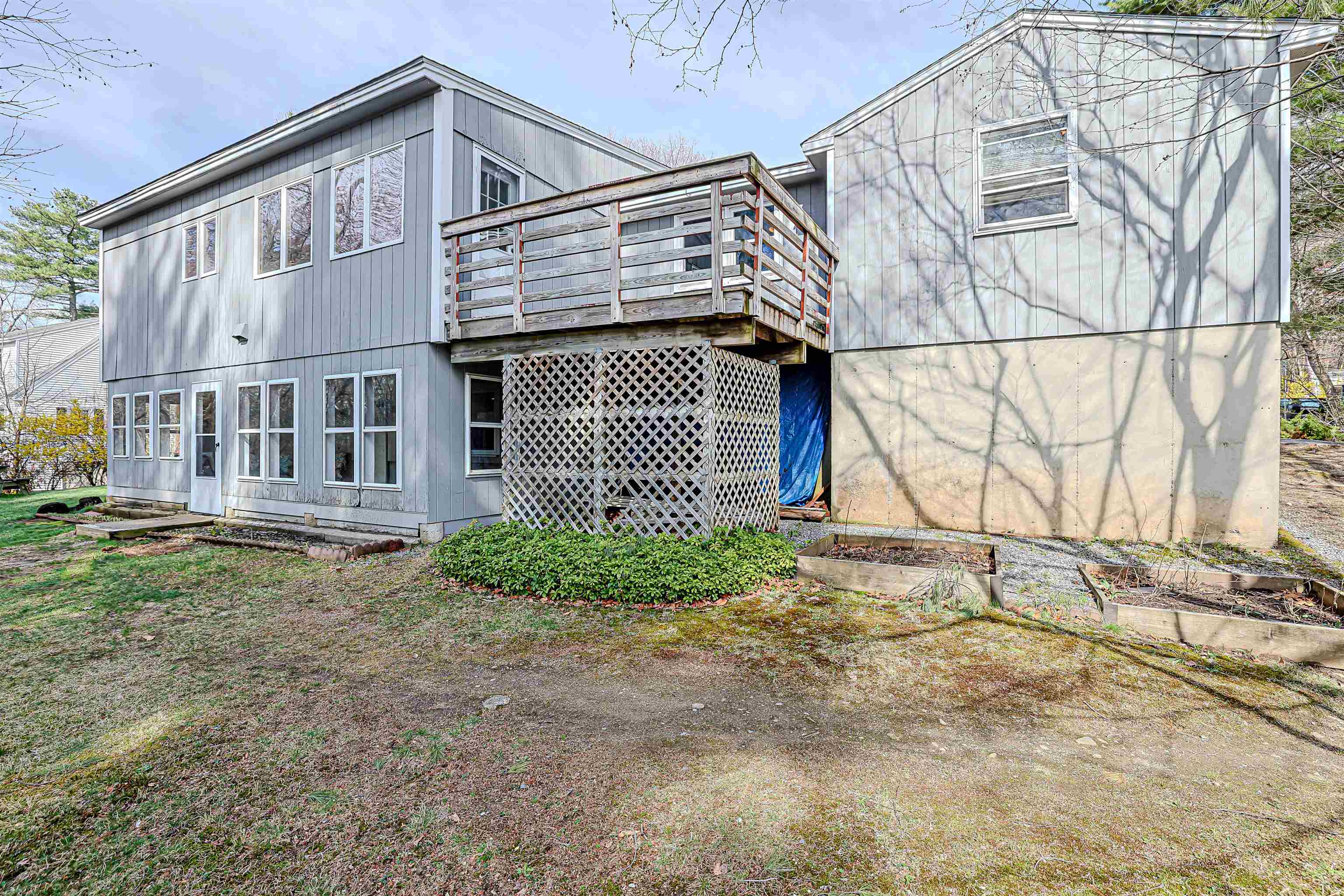 10 Westborn Dr, Merrimack, NH 03054