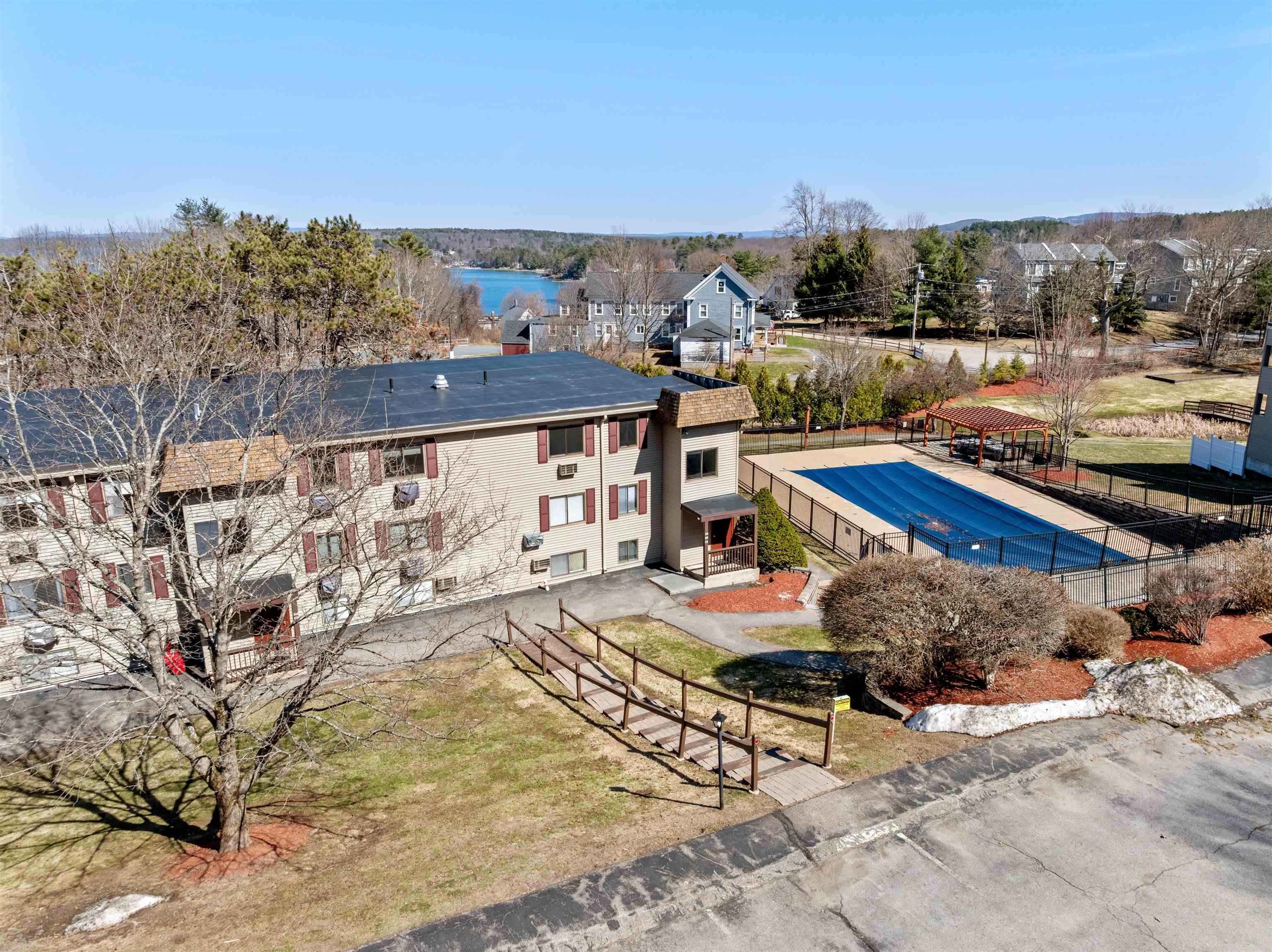 41 Treetop Circle — photo 1