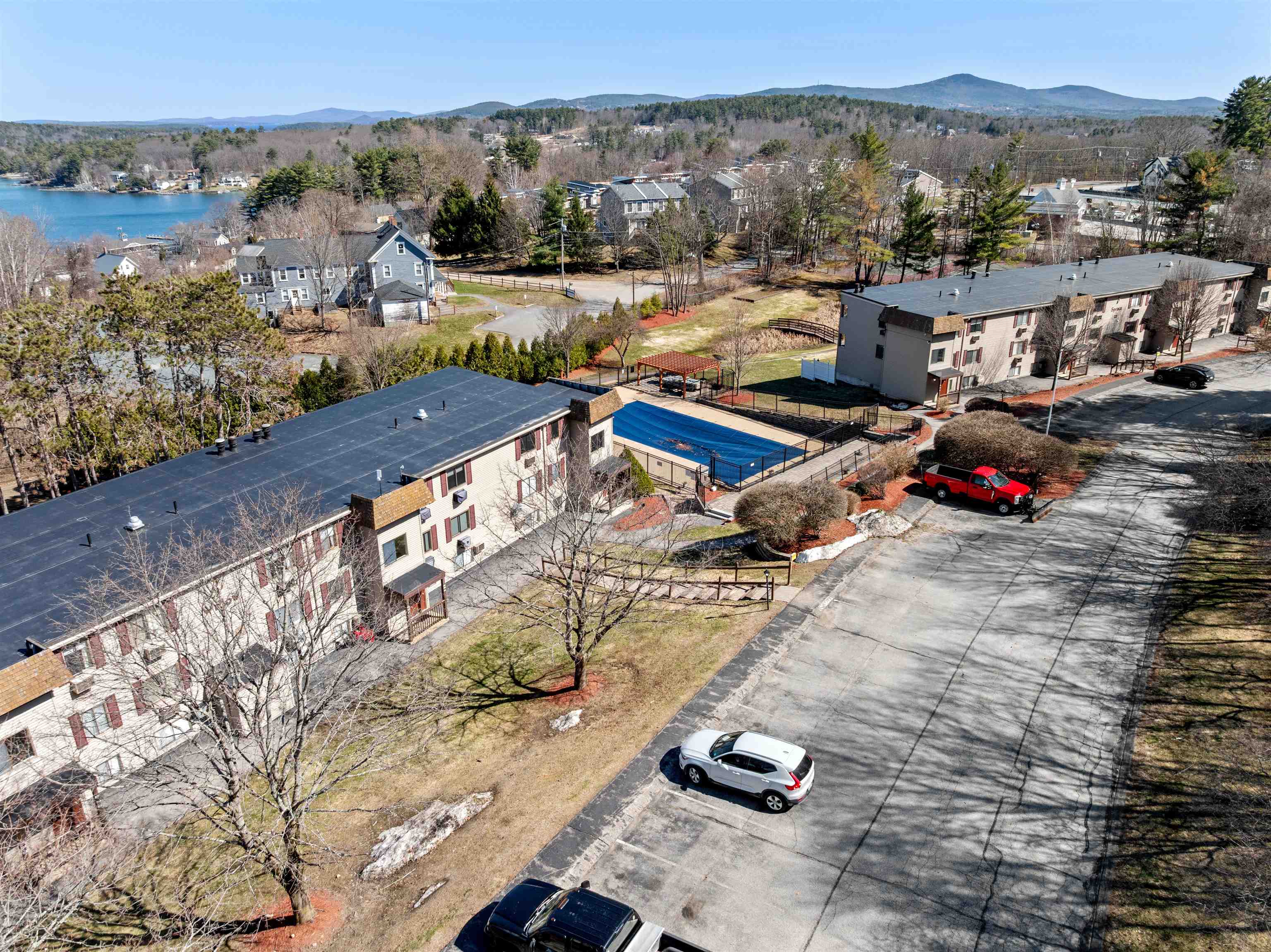 41 Treetop Circle — photo 2