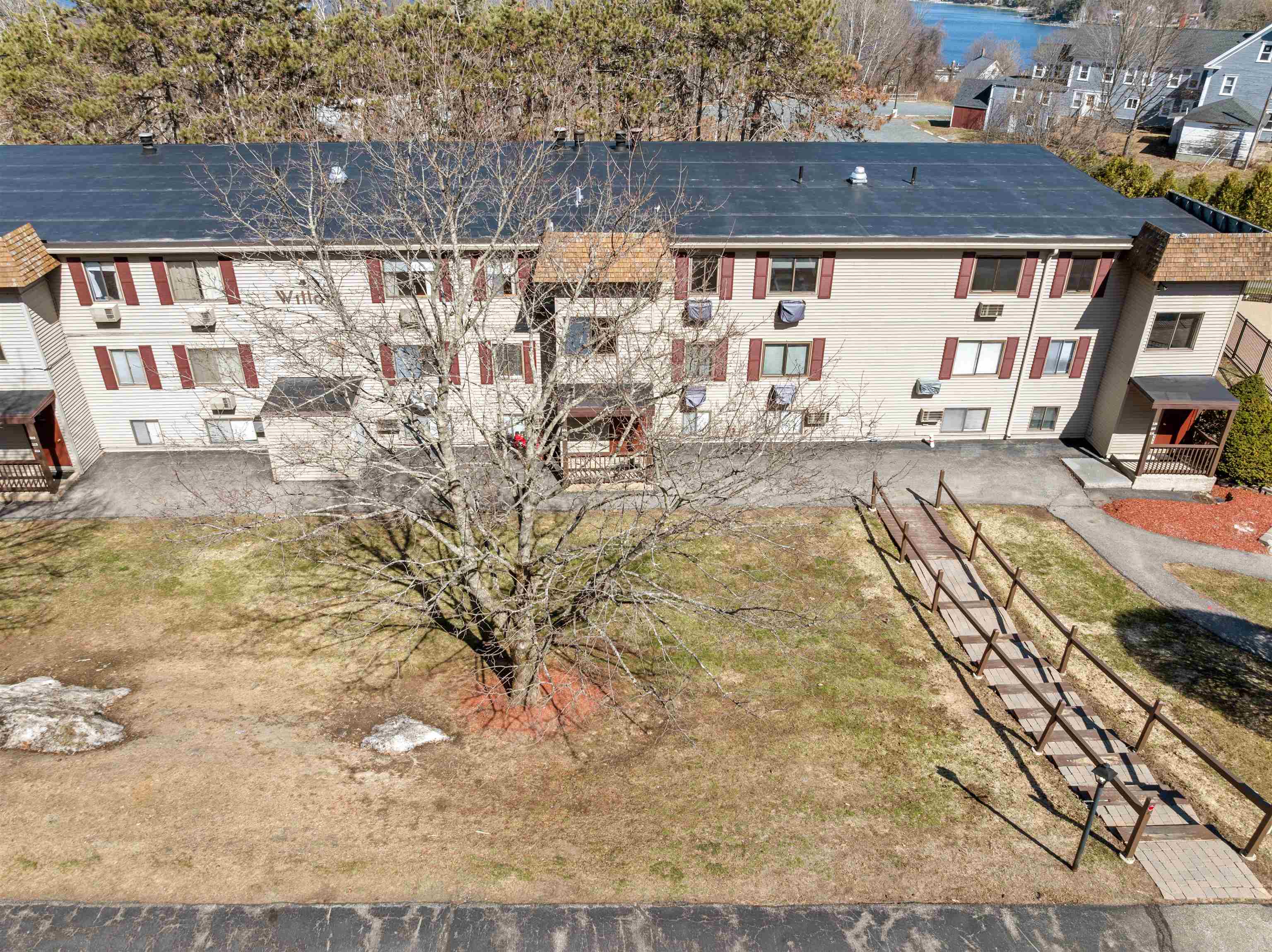 41 Treetop Cir, Laconia, NH 03246