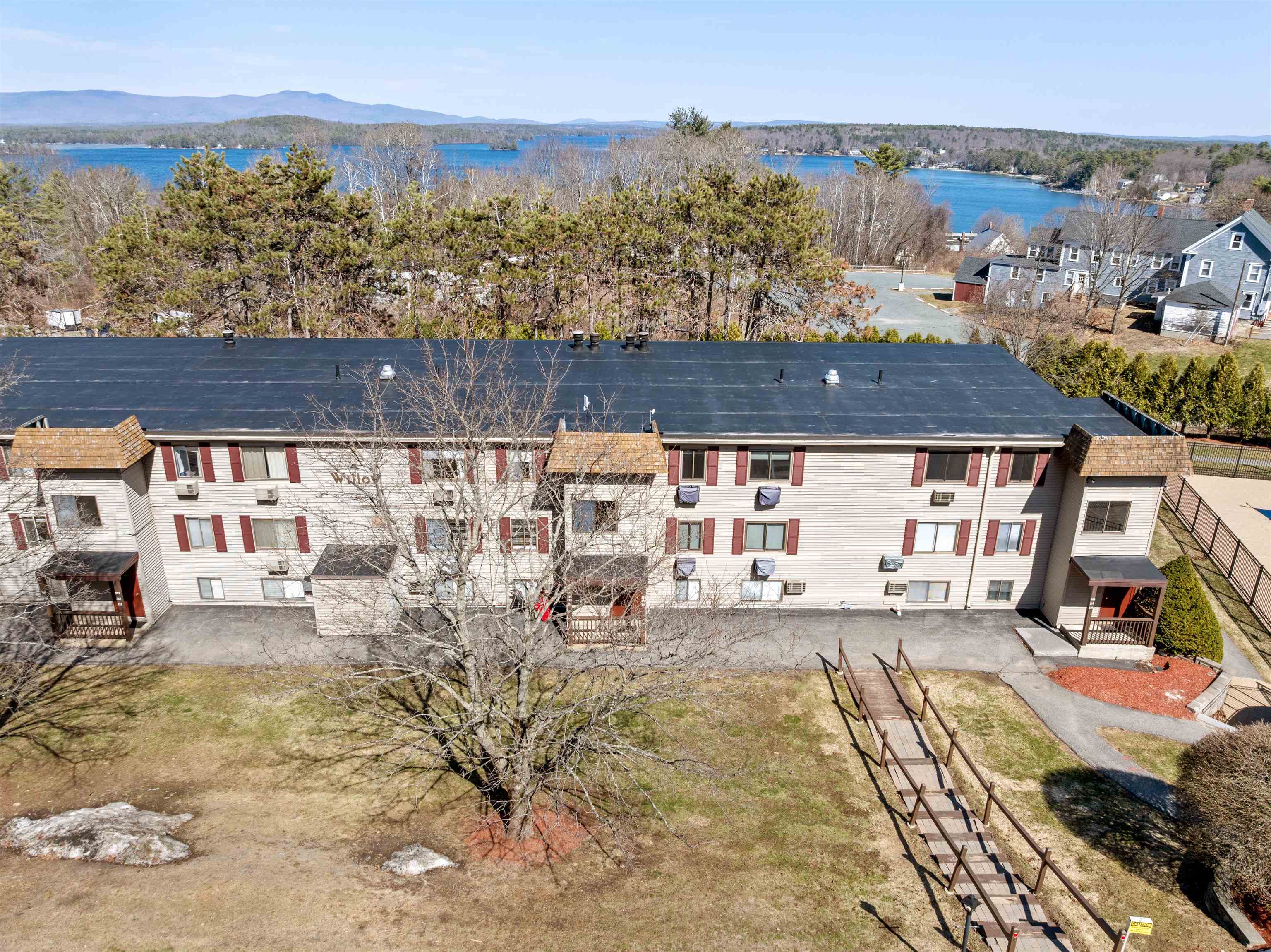 41 Treetop Cir, Laconia, NH 03246