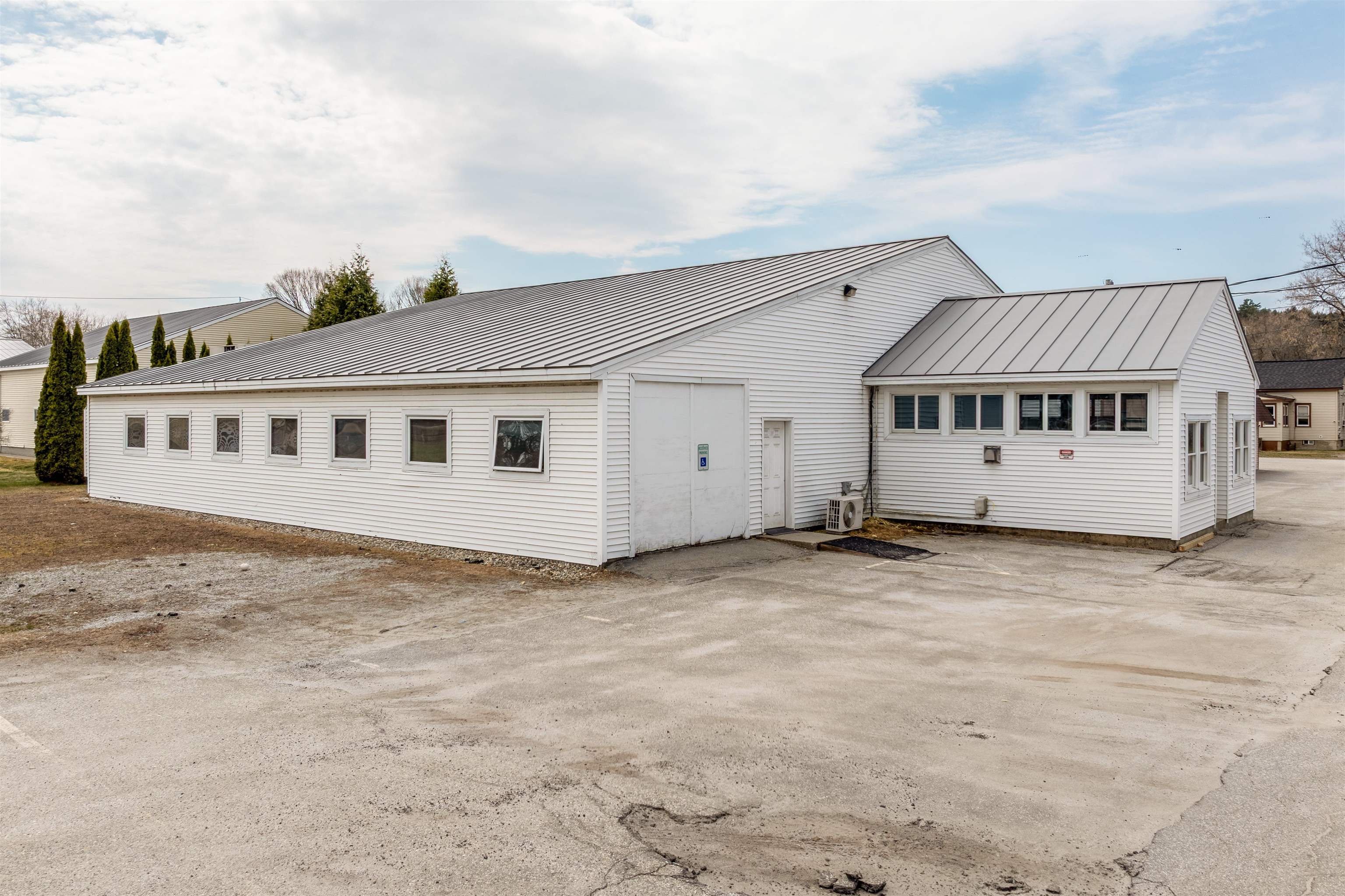 3 Putnam Rd, Newport, NH 03773