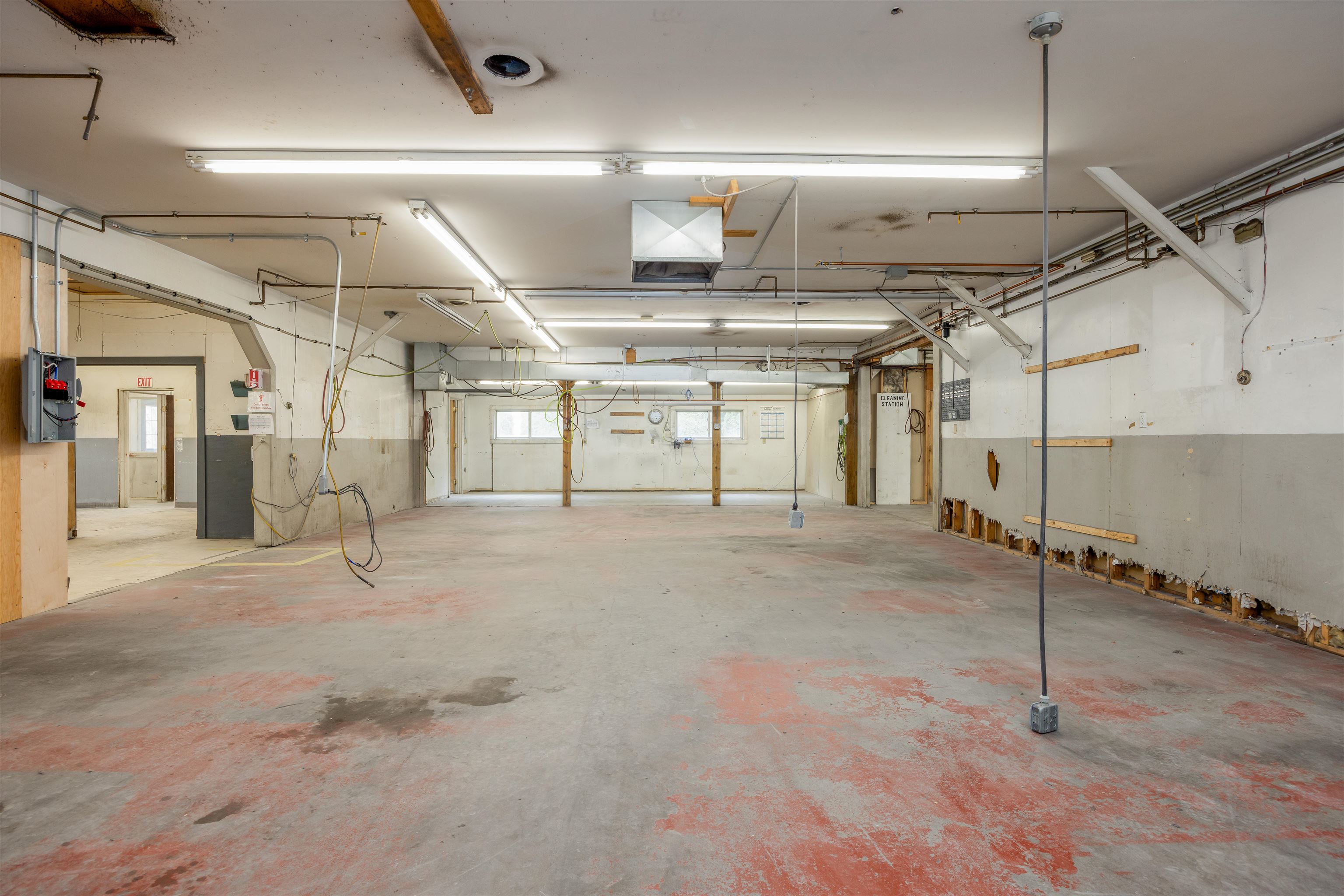 3 Putnam Rd, Newport, NH 03773