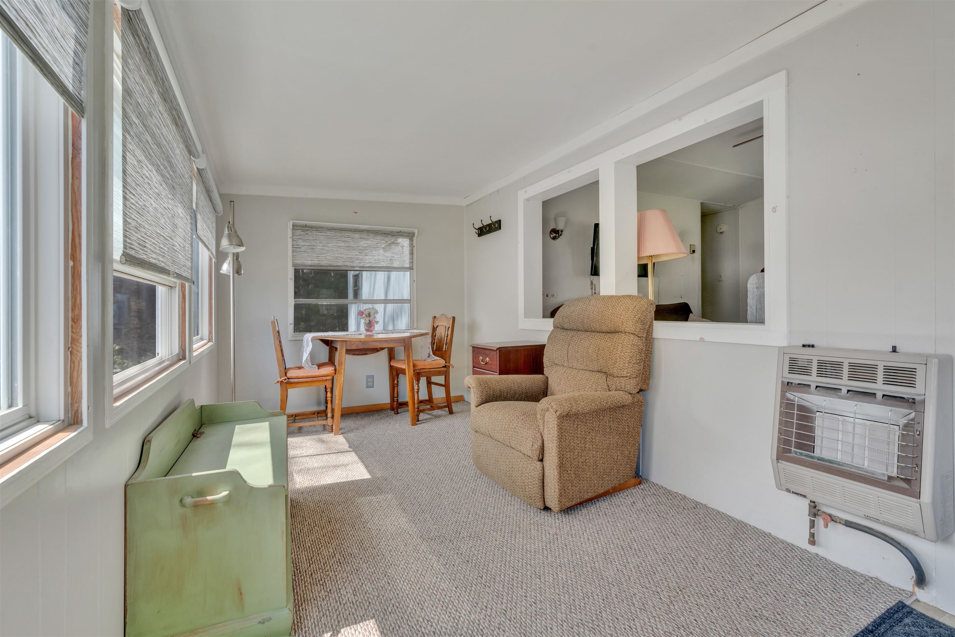 827 Franklin Pierce Hw, Barrington, NH 03825