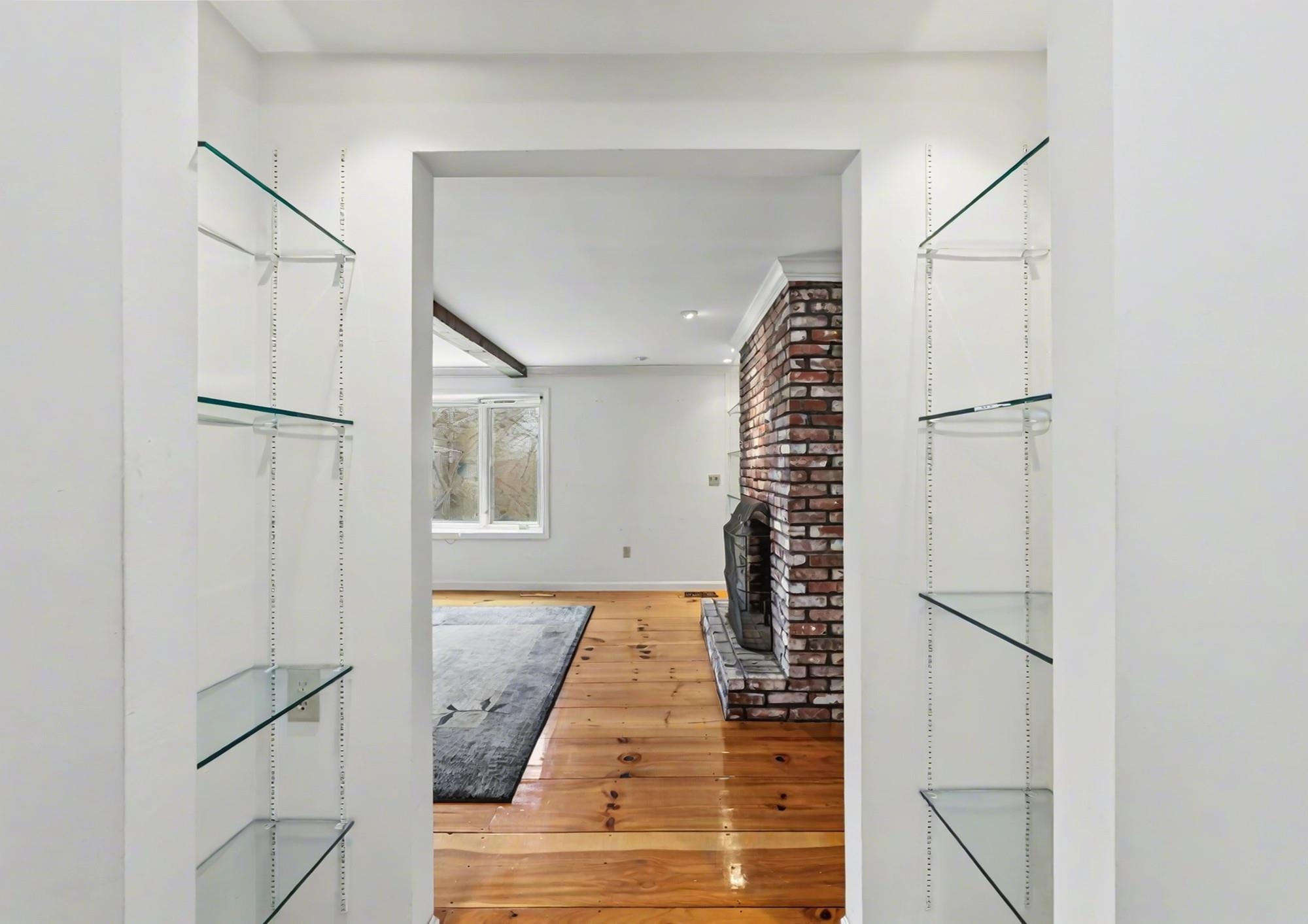 19 Highland Dr, Amherst, NH 03031