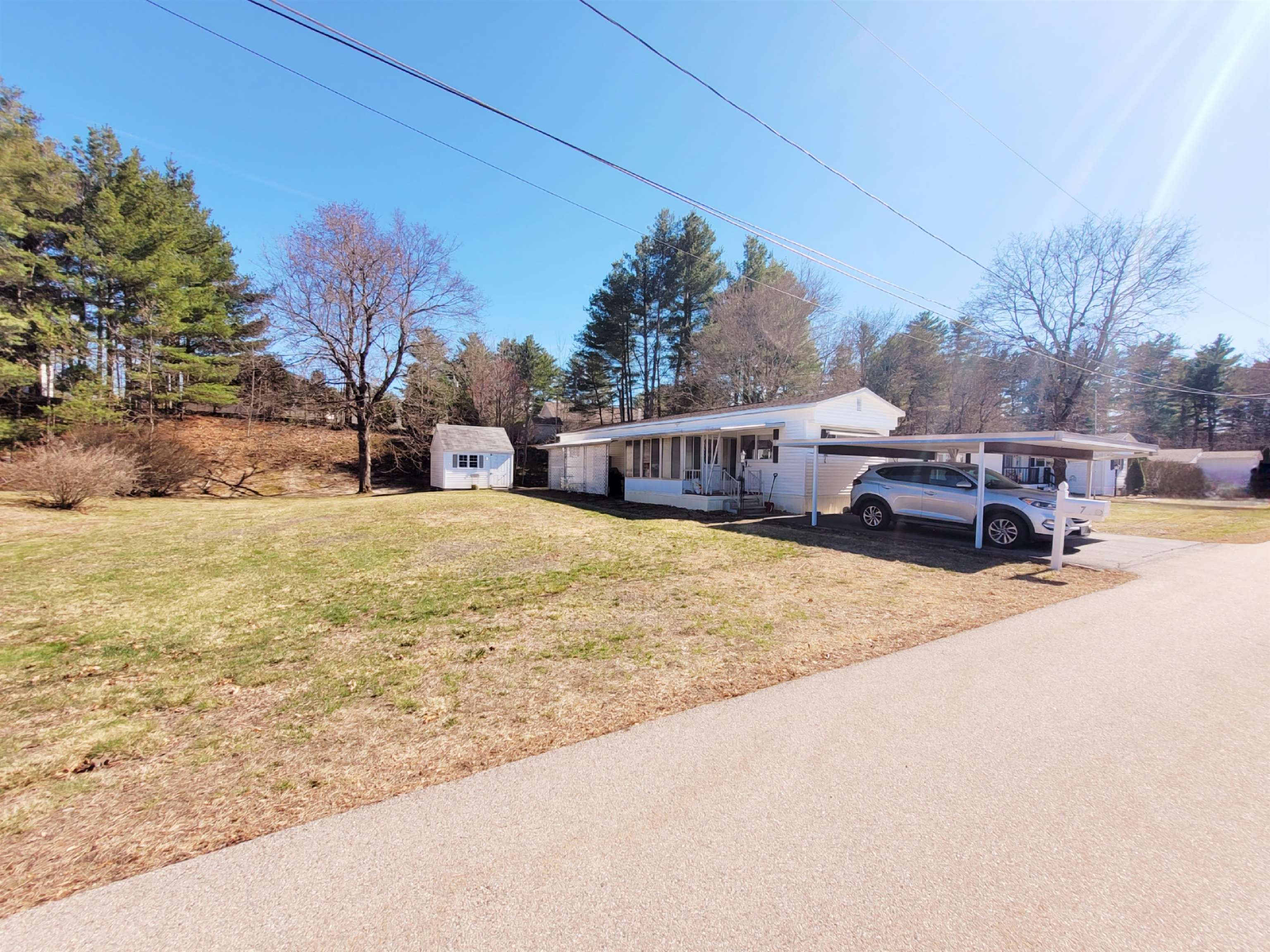 7 Skyview Dr, Nashua, NH 03062