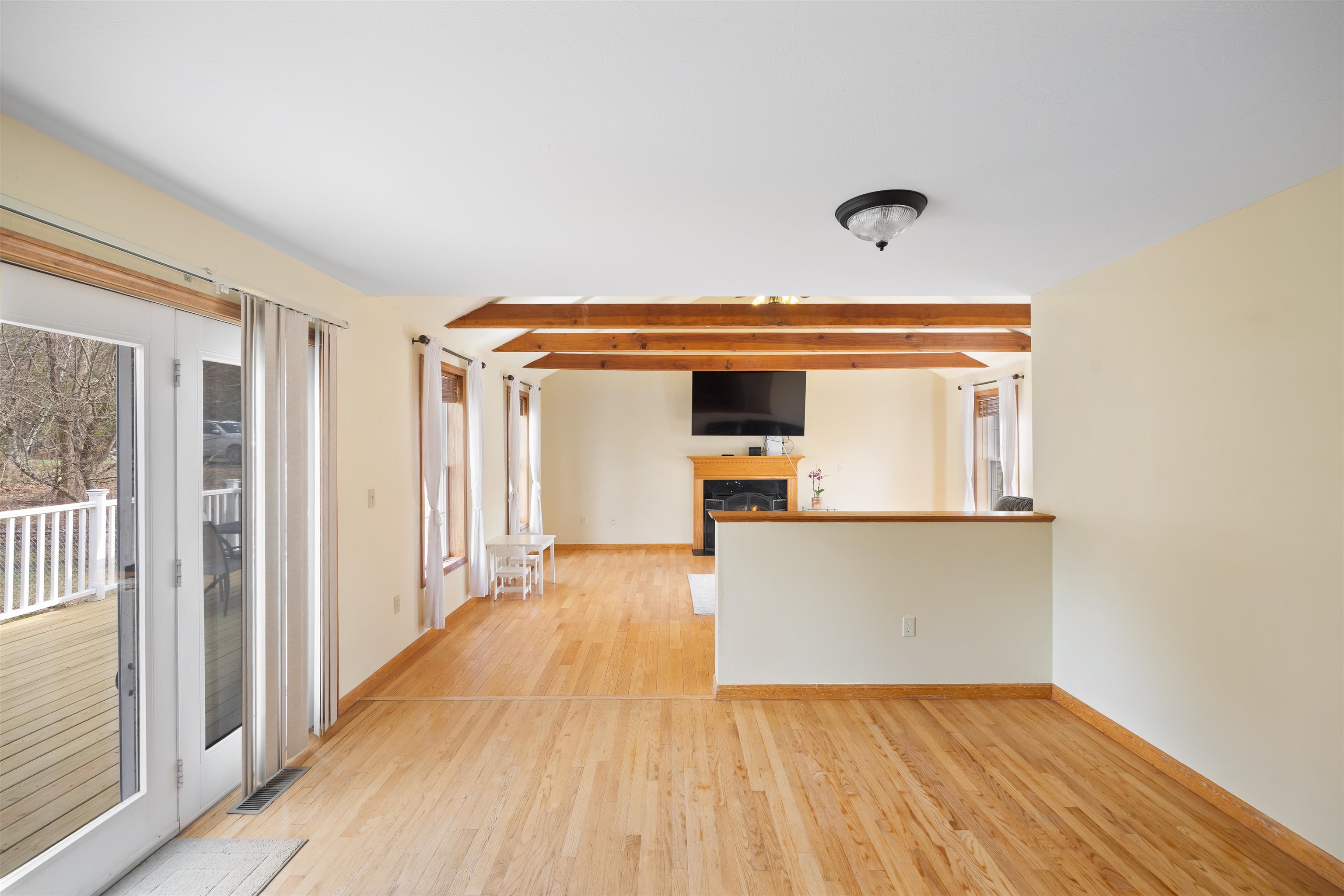 7 Blueberry Ln, Brookline, NH 03033