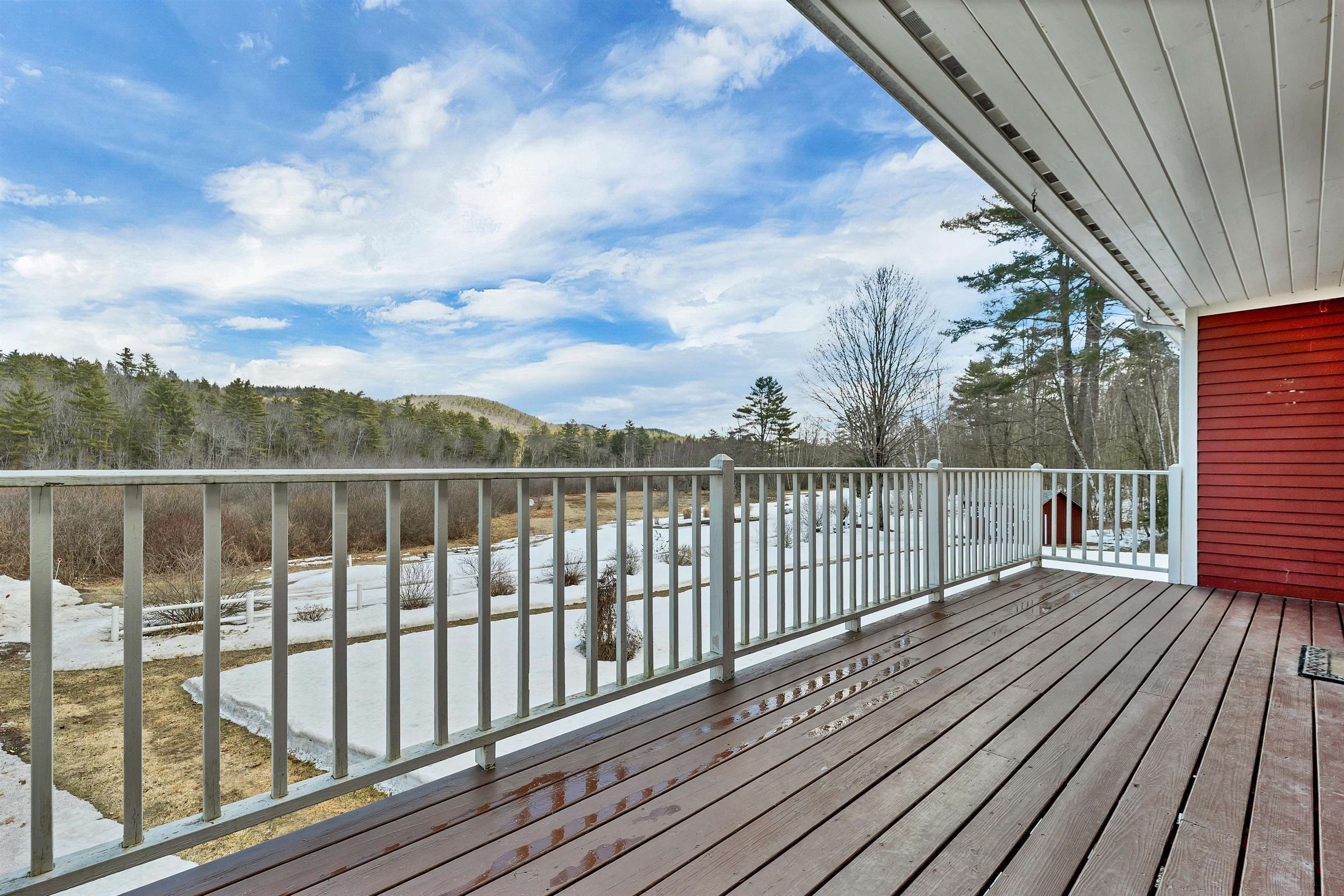 12 Bull Bridge Rd, Sutton, NH 03221