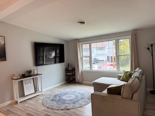 18 Baltimore Rd, Nashua, NH 03062