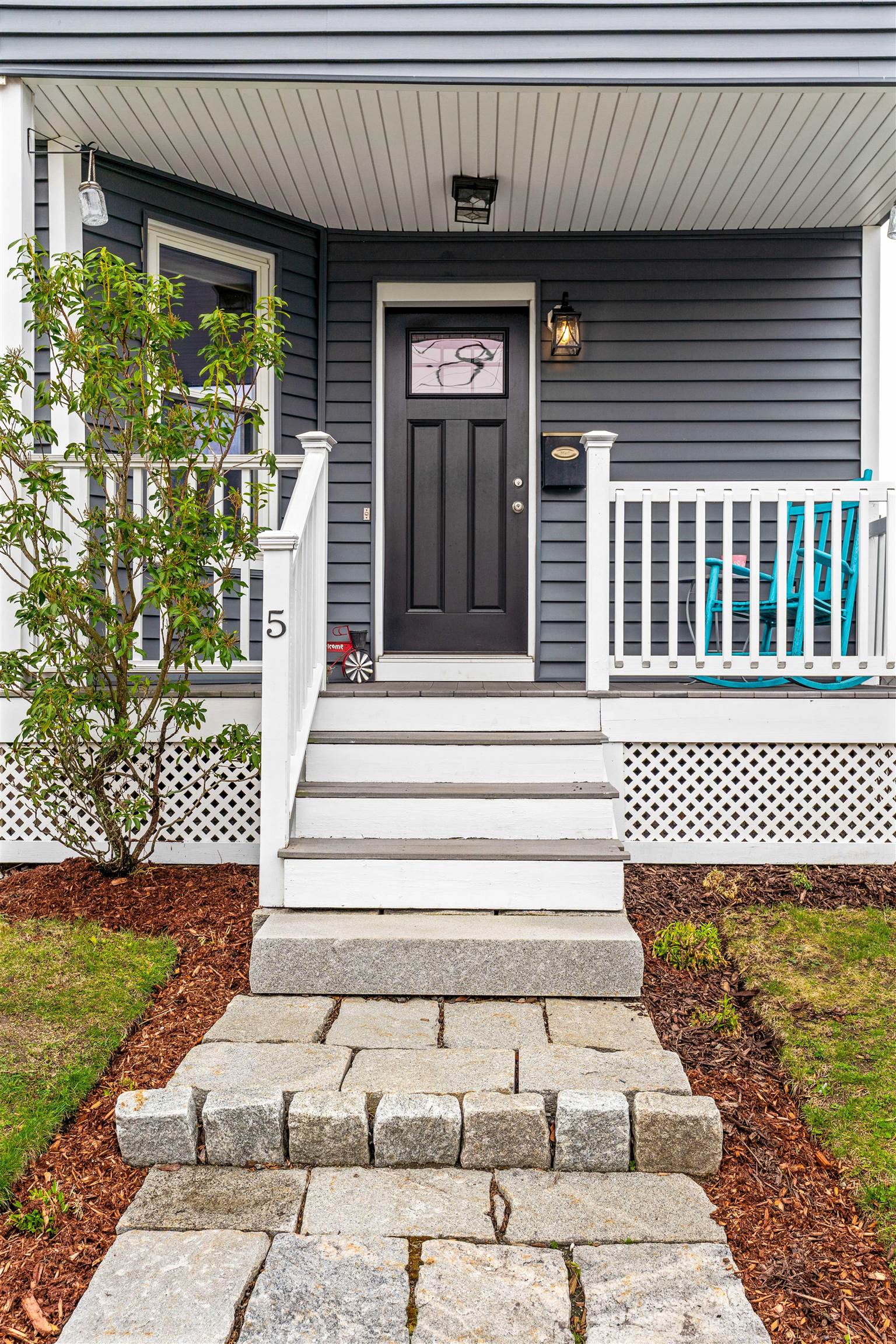 5 Arlington Ave, Nashua, NH 03060