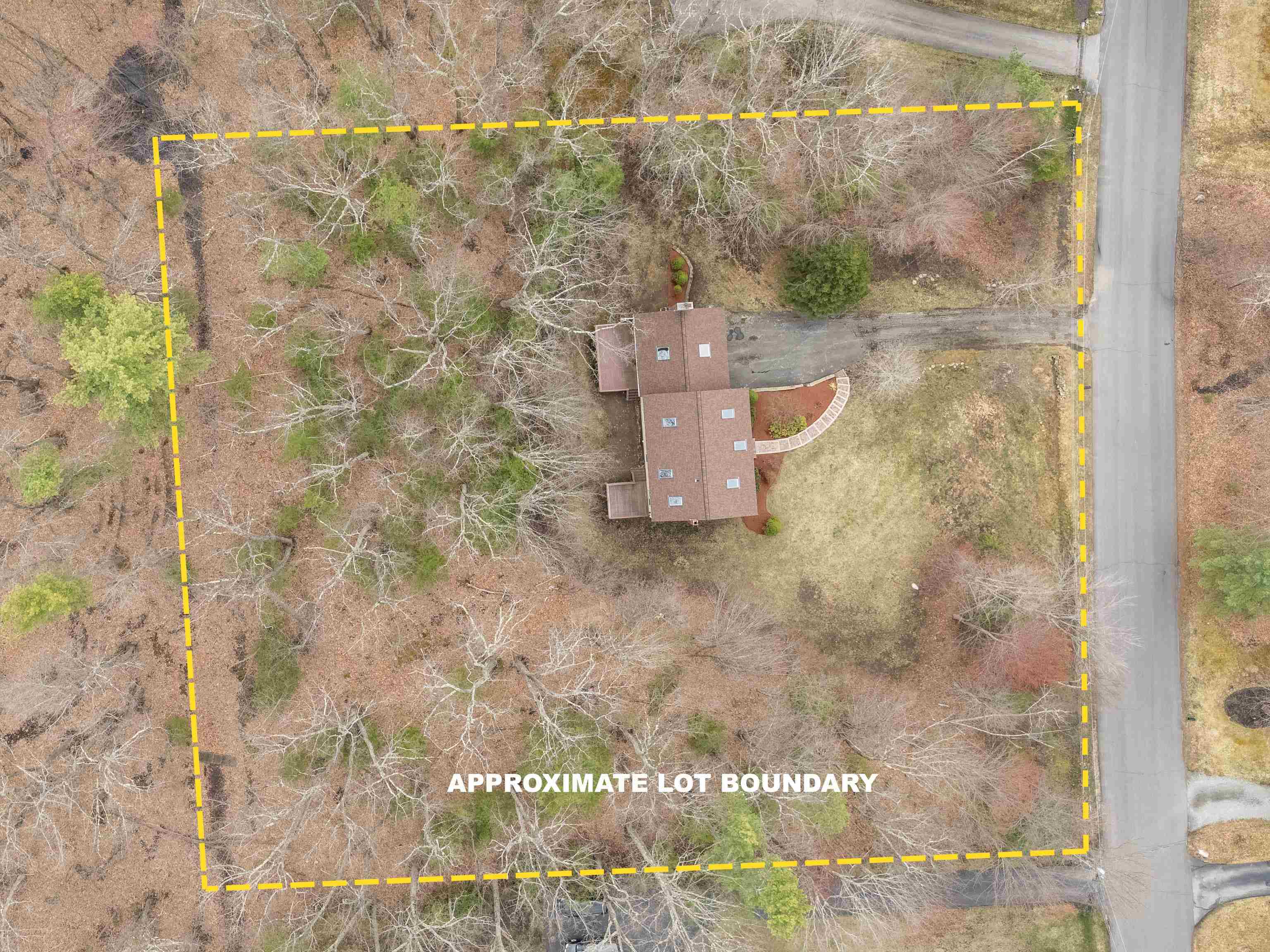 30 Geisser Ln, Hampstead, NH 03841