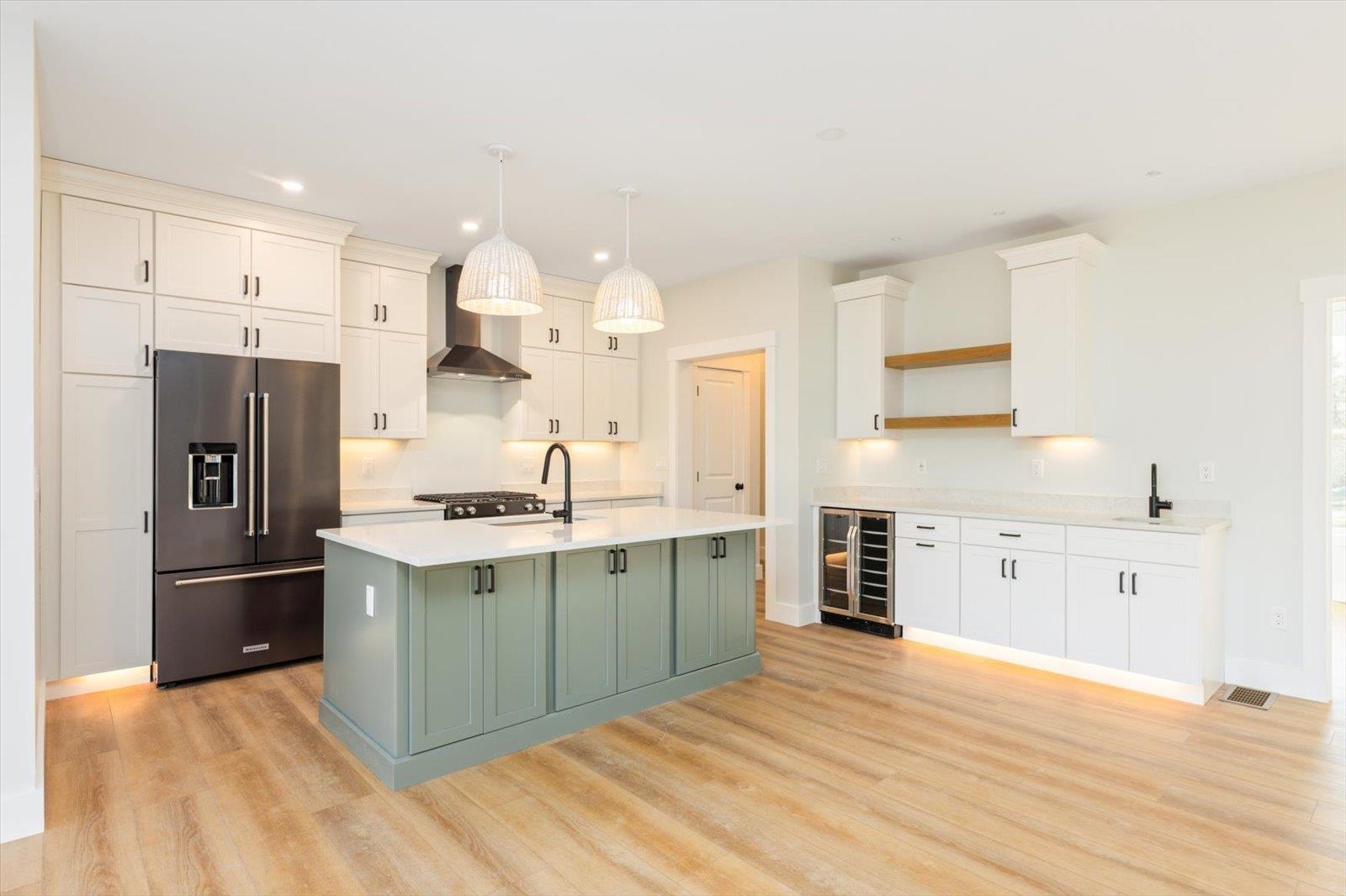 00 Roberts Dr, Jaffrey, NH 03452