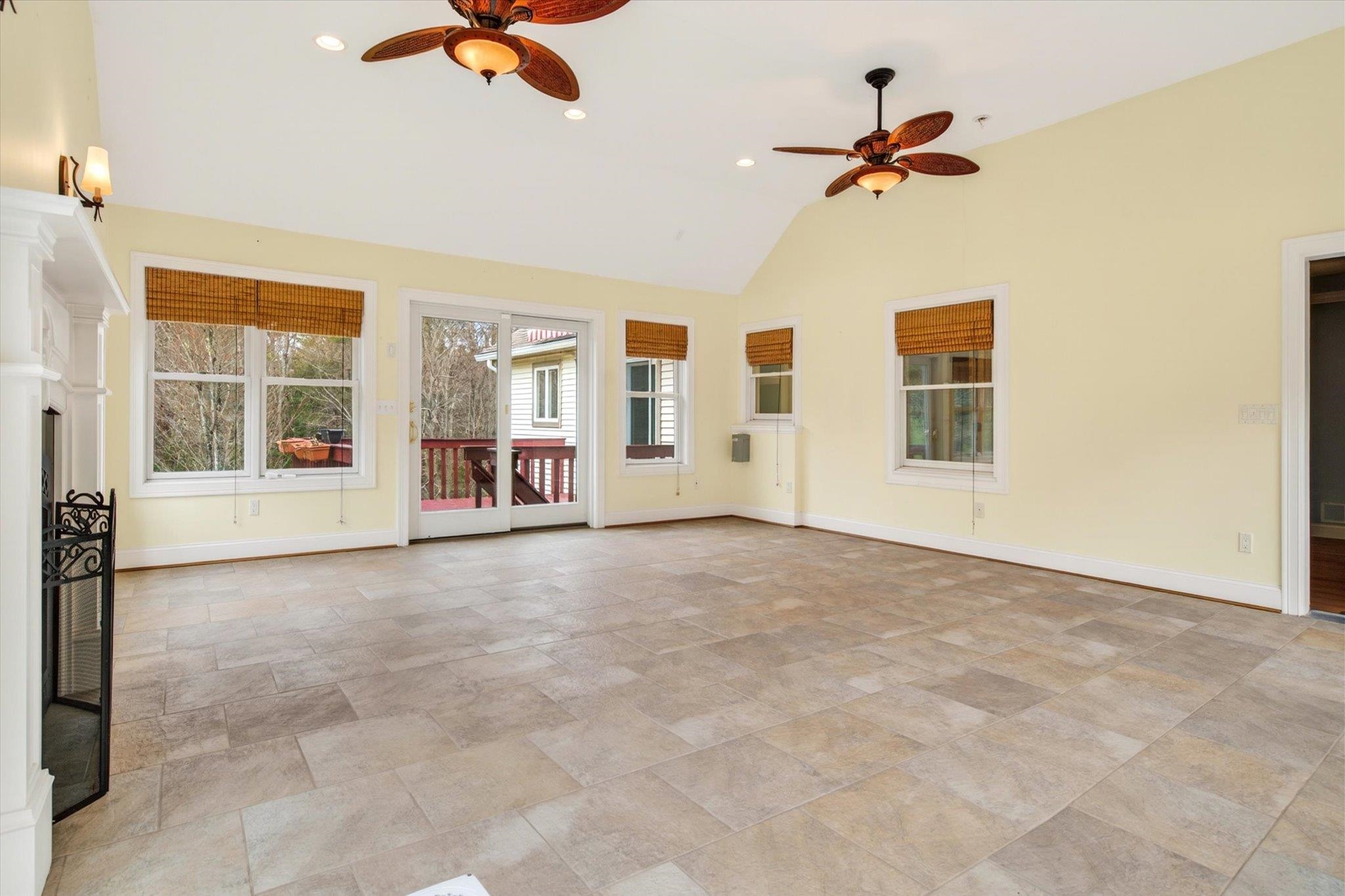 Light and bright sun space