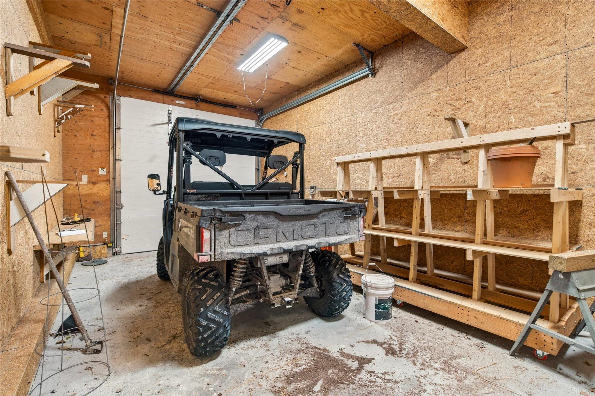 Workshop garage bay