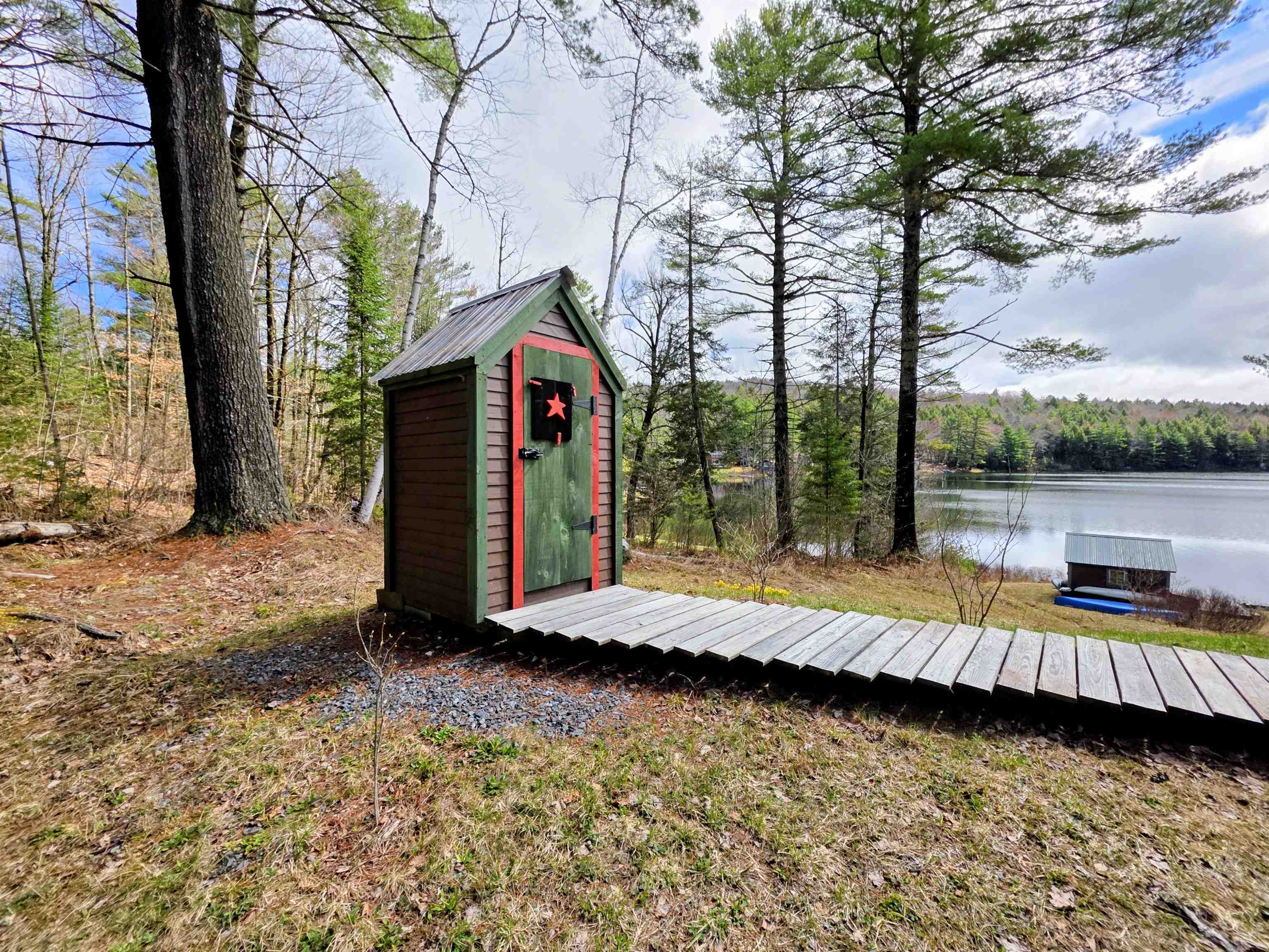 Outhouse with composting toilet