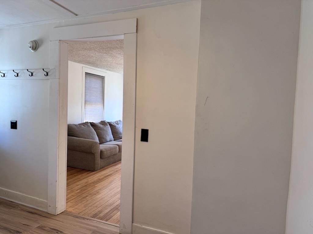 67 High St, Claremont, NH 03743