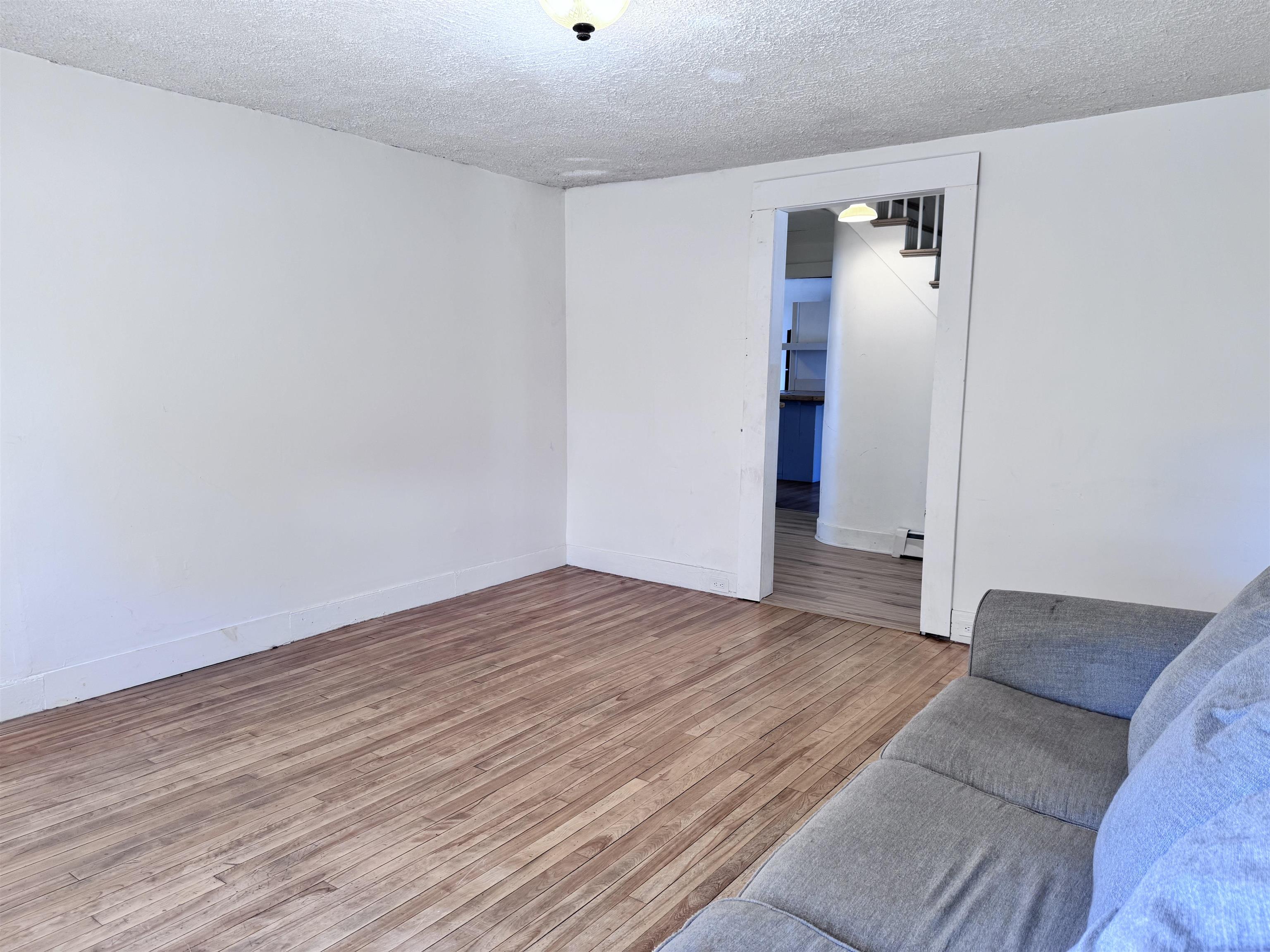 67 High St, Claremont, NH 03743