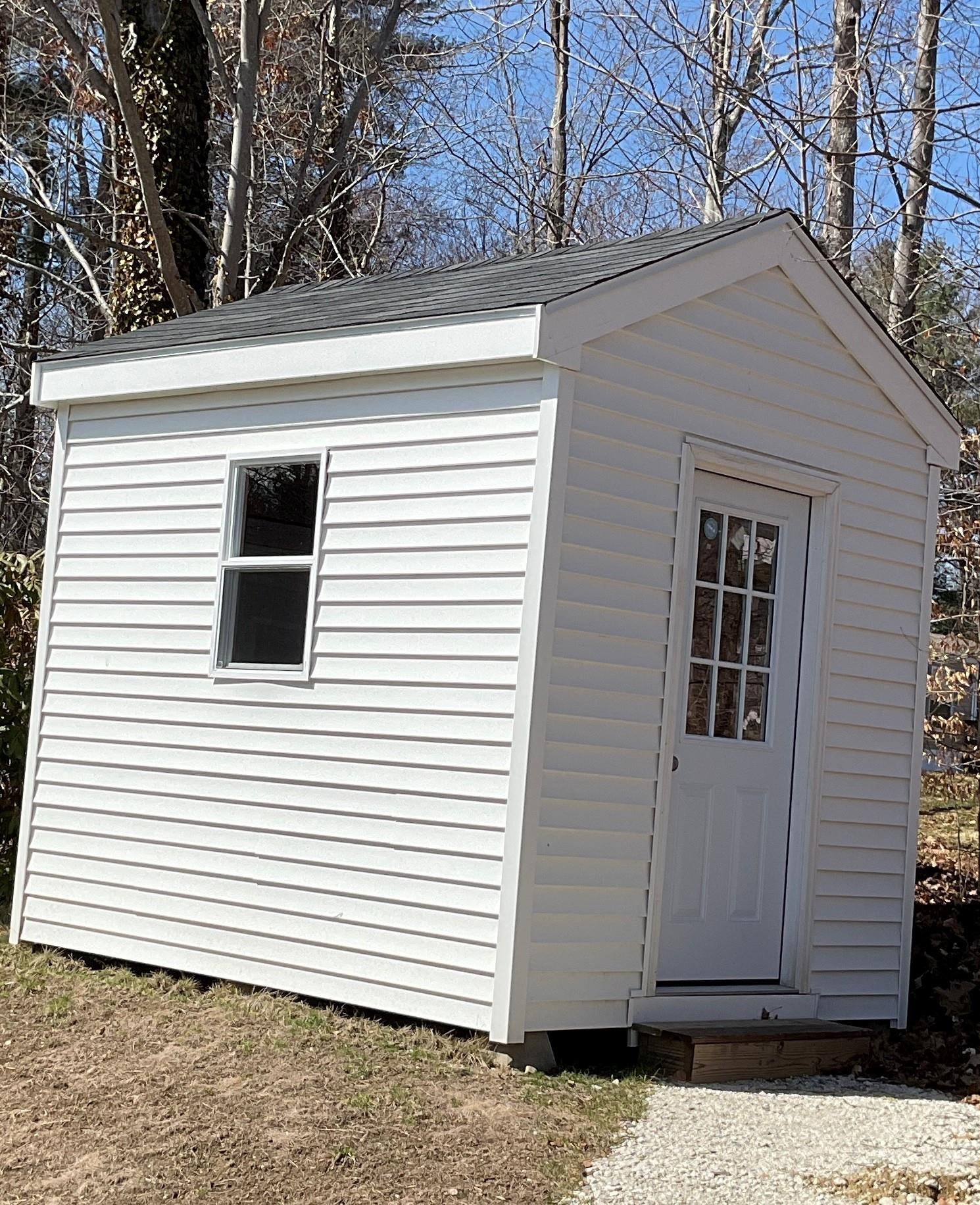 104 Robin Hood Dr, Exeter, NH 03833