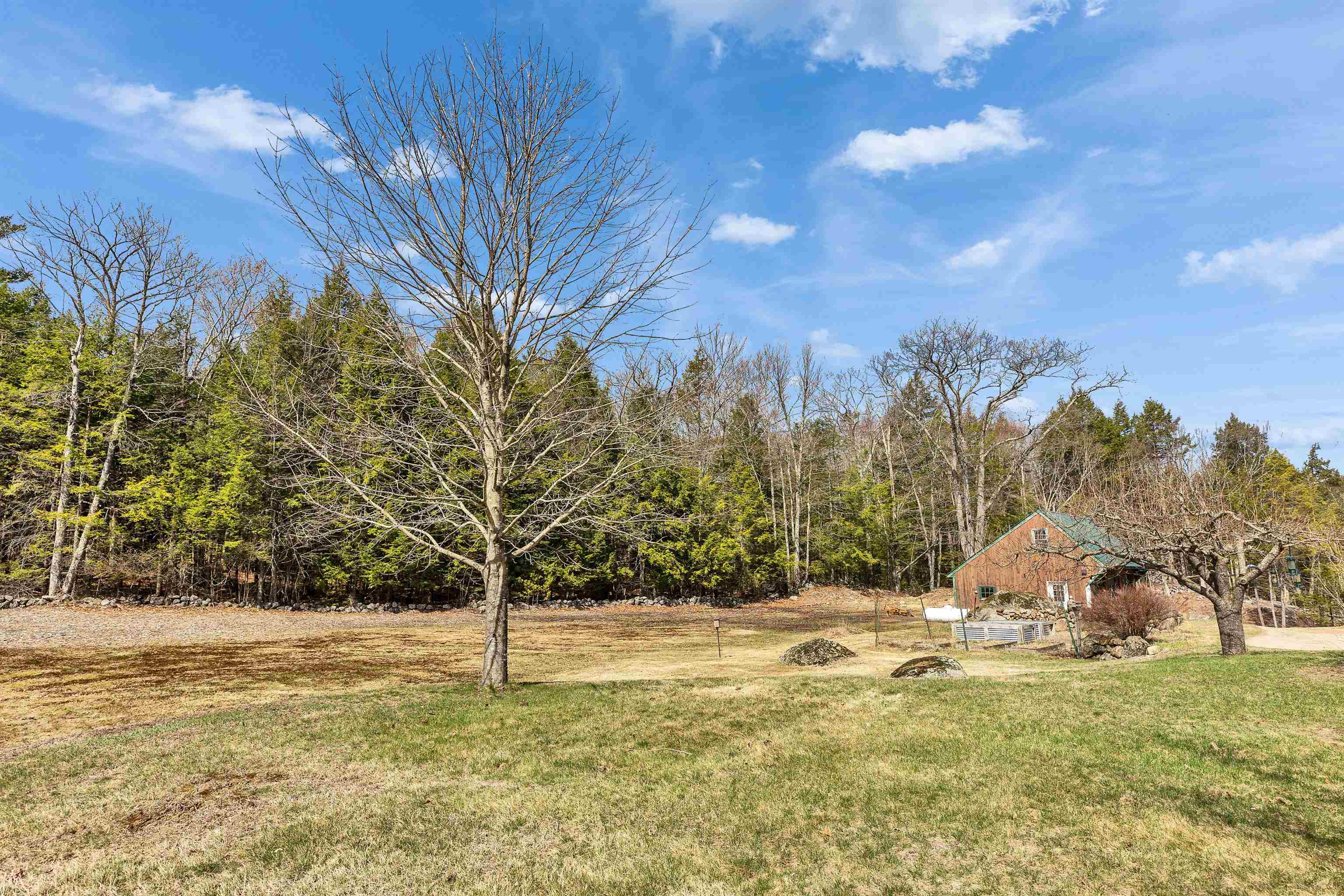 41 Lee Farm Rd, Hancock, NH 03449