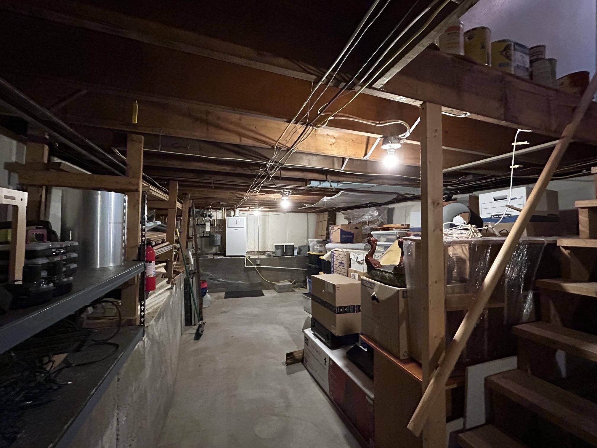 Full Walkout Basement 25053183