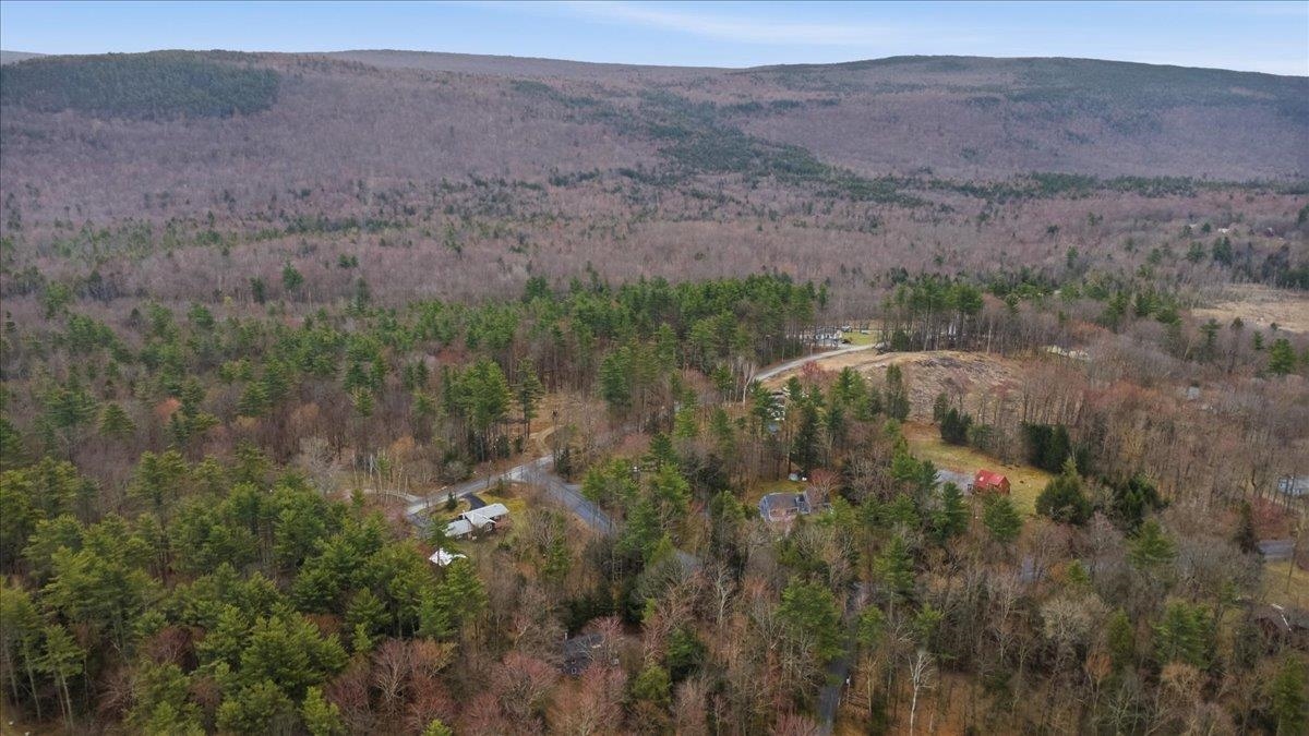 367 Shady Pines Rd, Sunderland, VT 05250