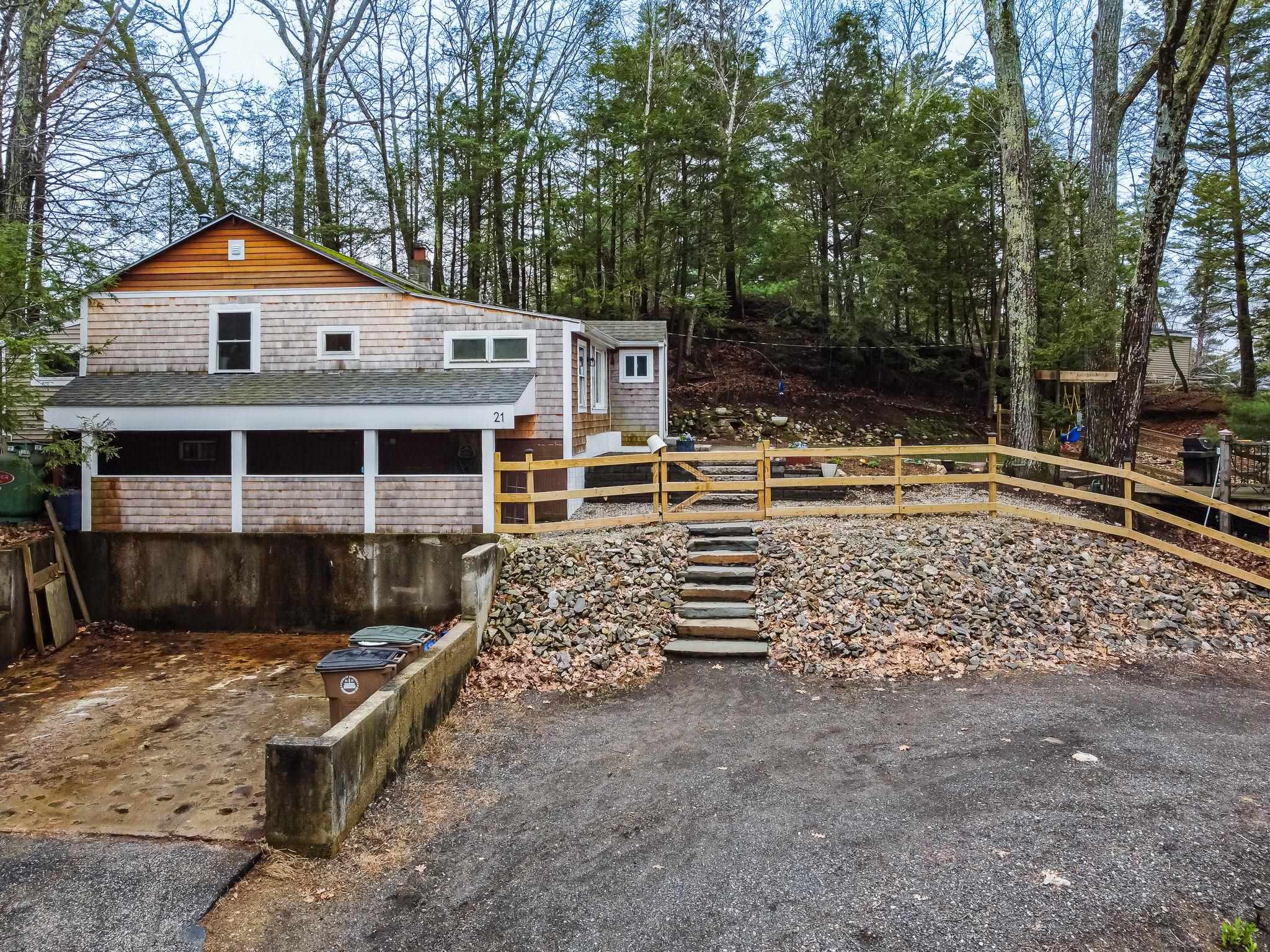 21 Hemlock Heights Rd, Atkinson, NH 03811