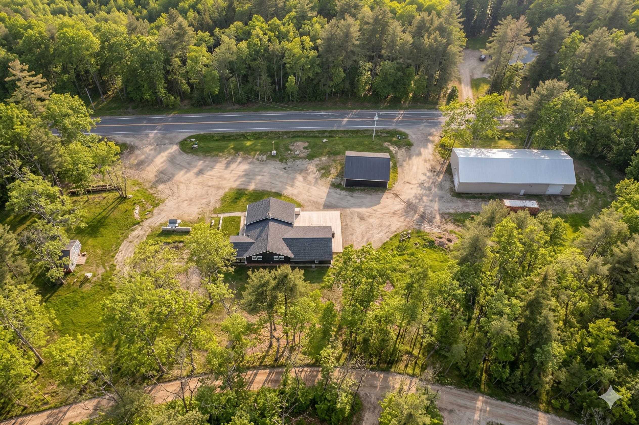 468 Mountain Ave, Northwood, NH 03261