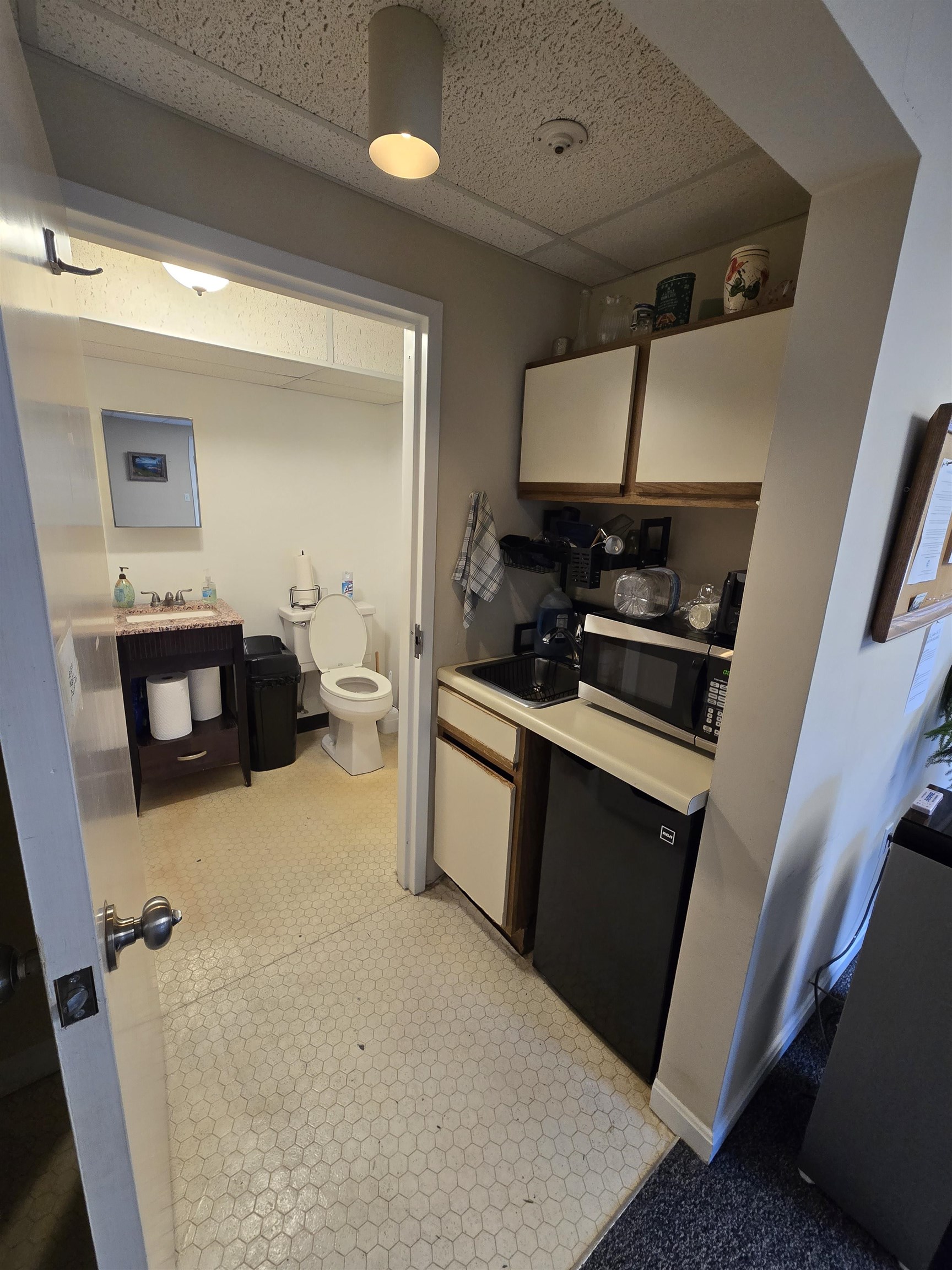 1 Greenleaf Woods Dr #101, Portsmouth, NH 03801