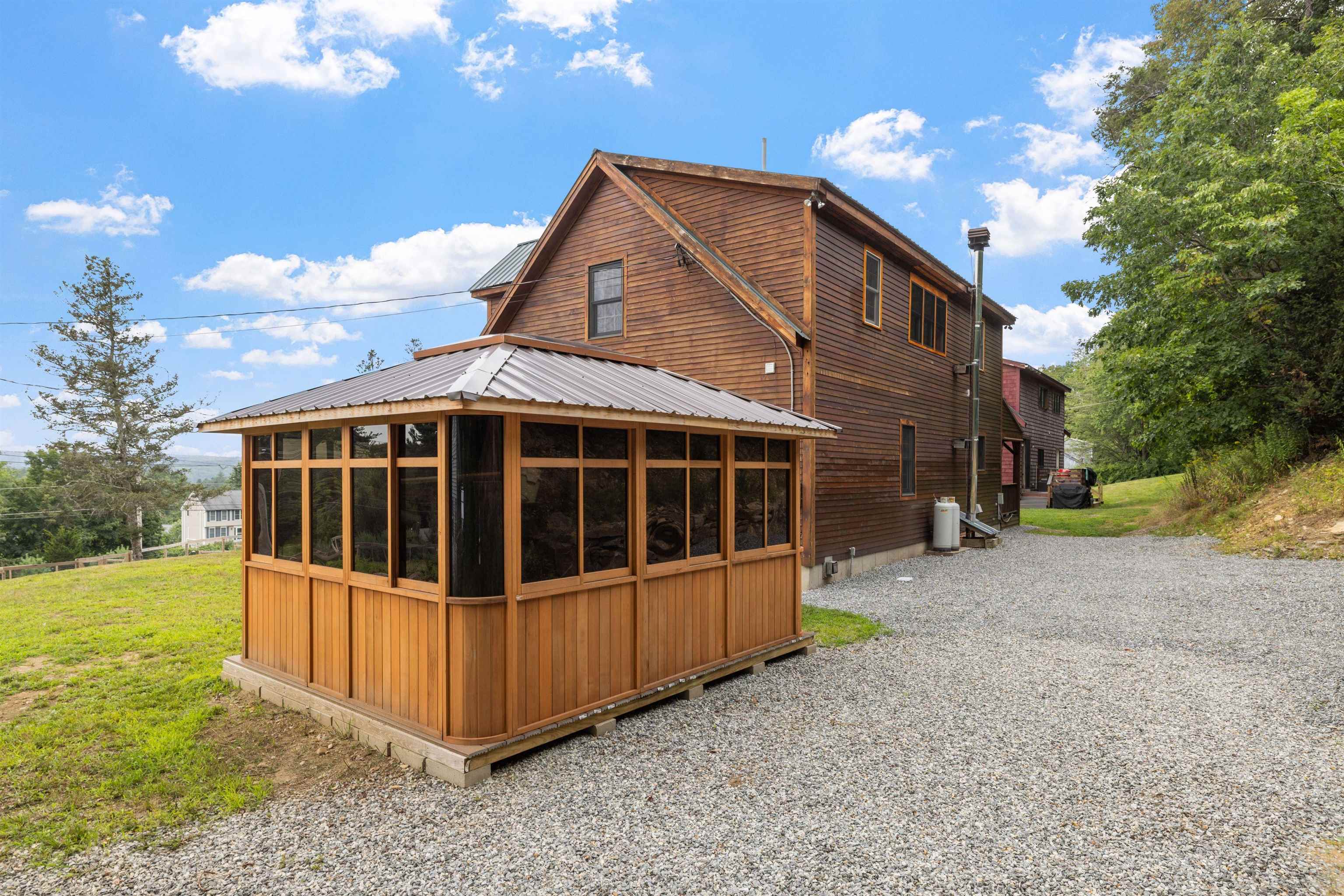 455 Carrie Ave, Pembroke, NH 03275