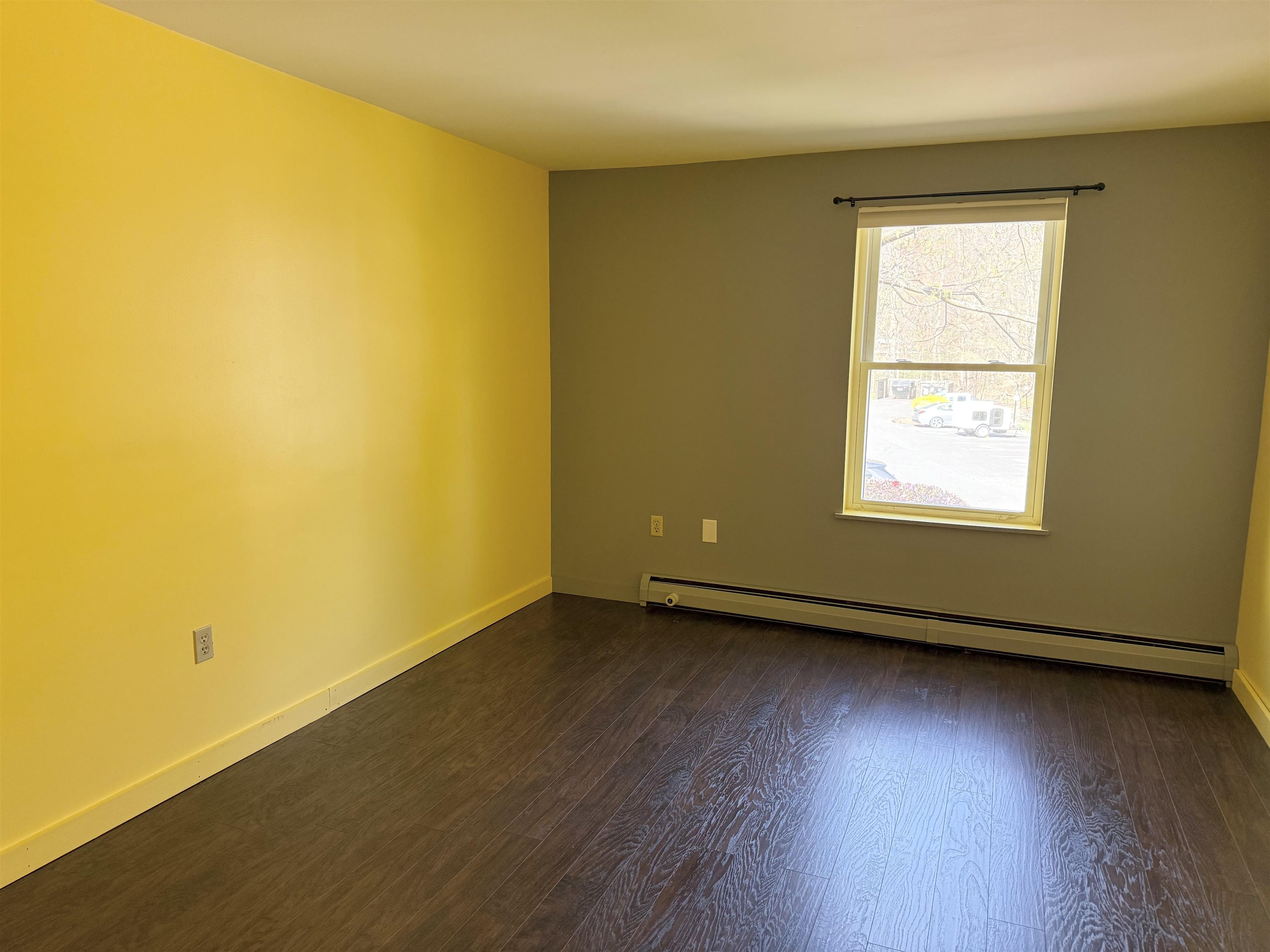 Primary bedroom (2nd floor)