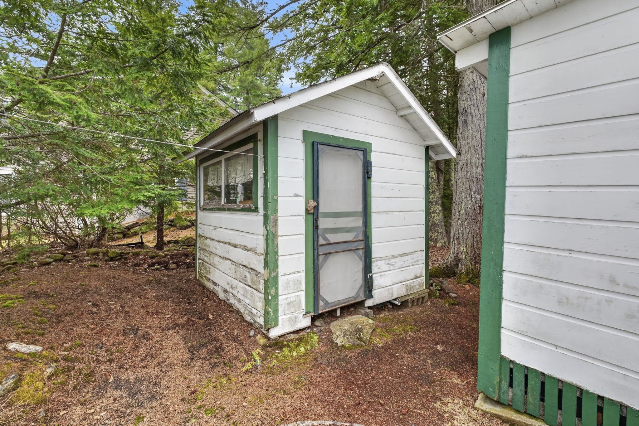 460 Crystal Lake Rd, Gilmanton, NH 03837