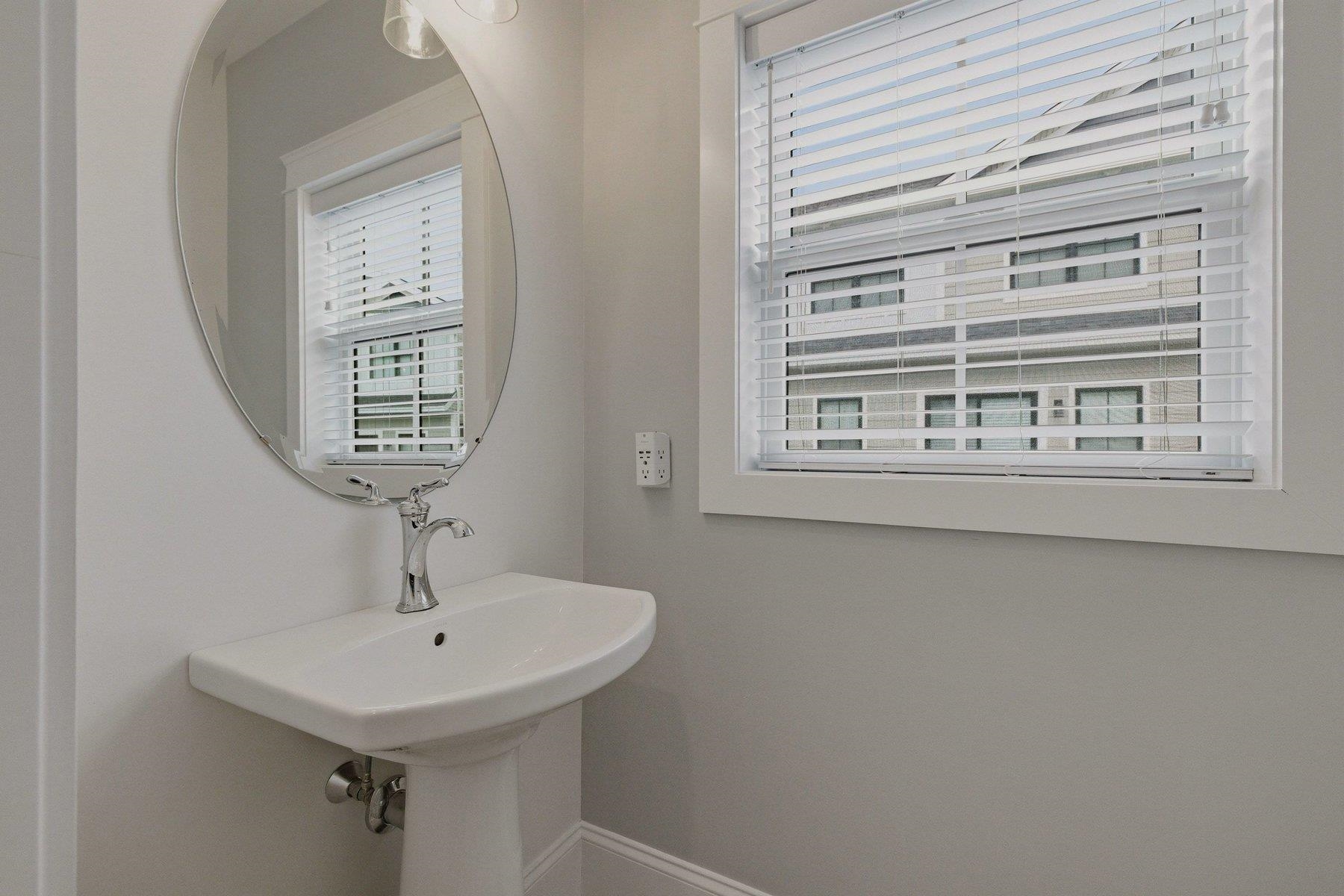 50 Cate St #16, Portsmouth, NH 03801