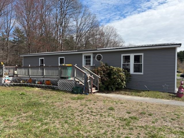 68 Daffodil Hill Ln, Rochester, NH 03868